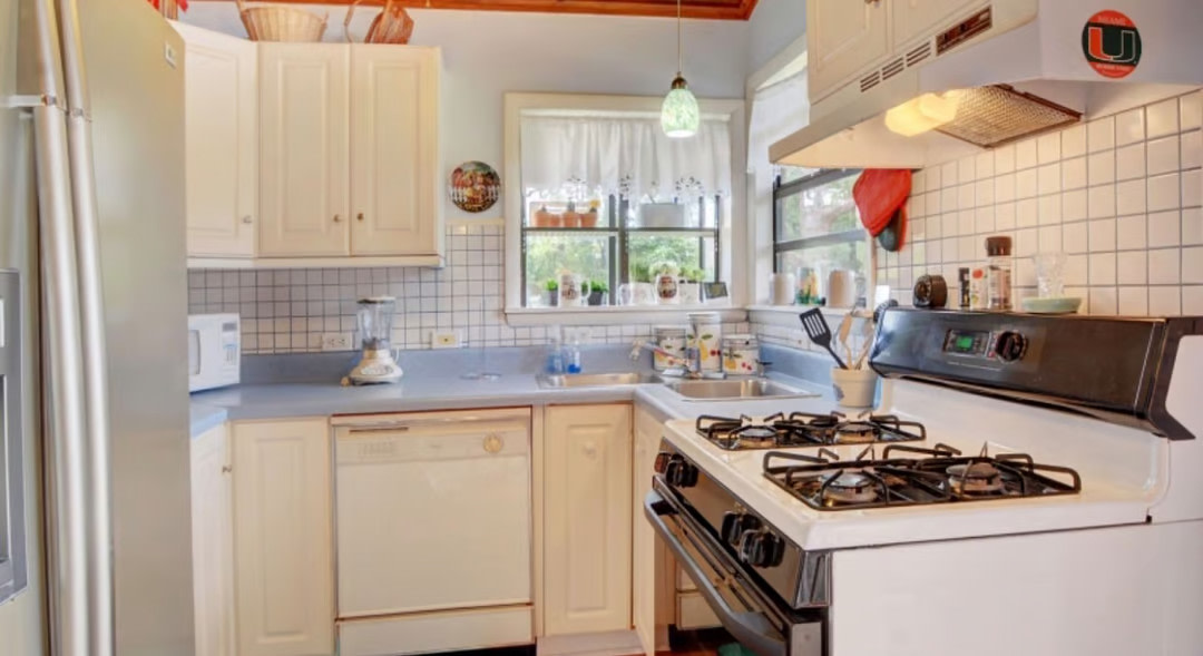 Delray Lone Pine Estate