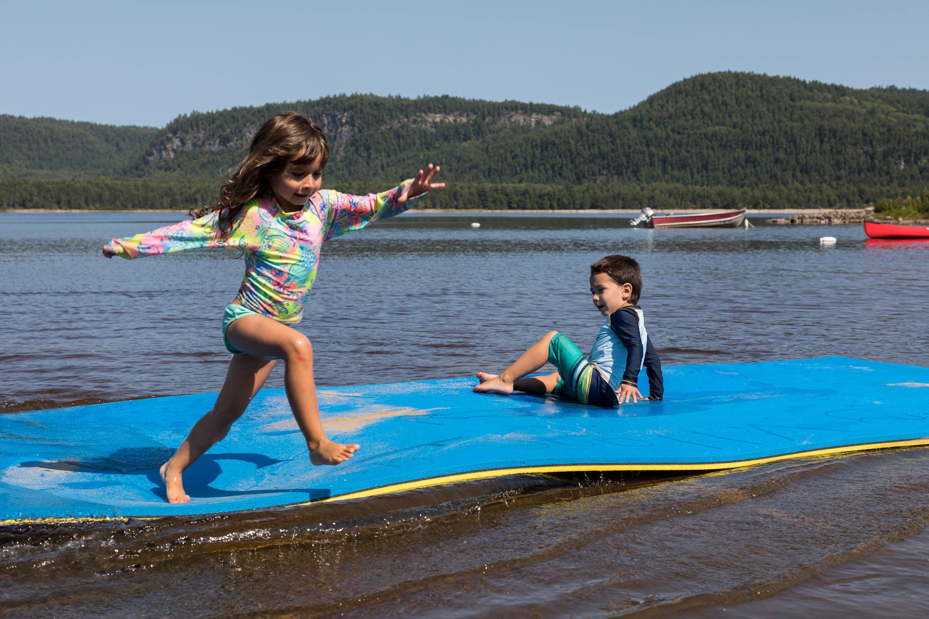Tiny Village Ottawa River - Camping