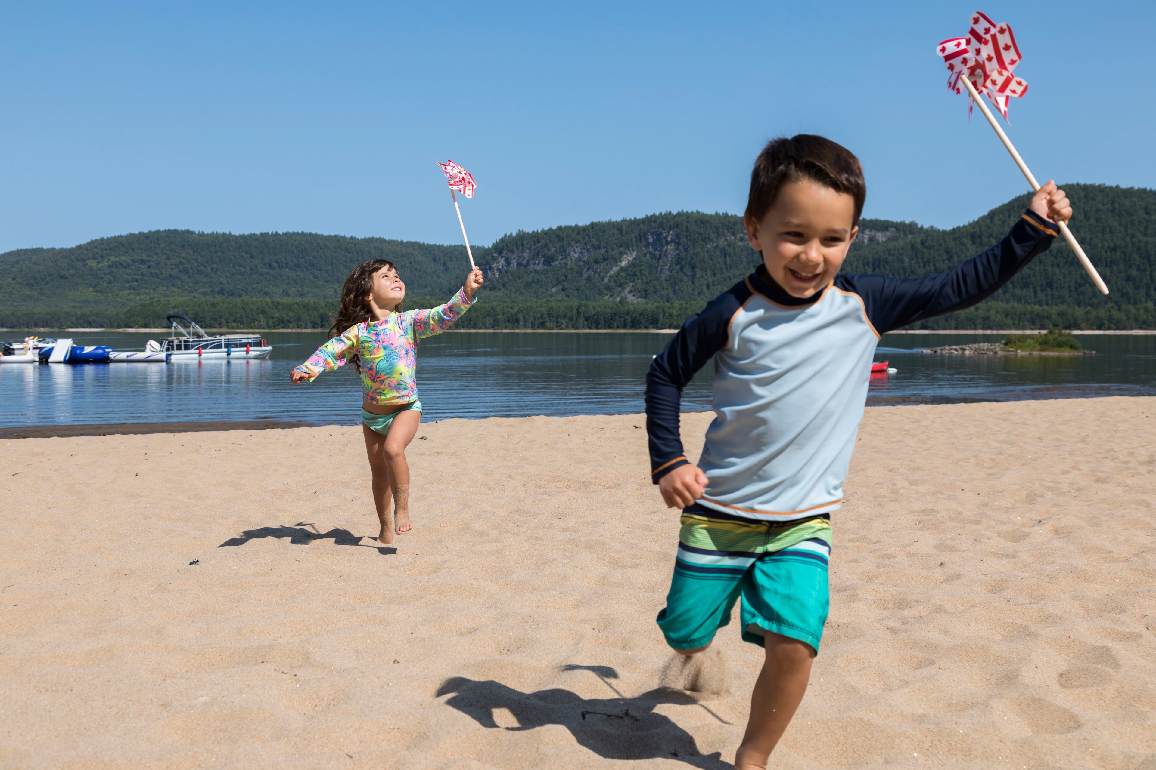 Tiny Village Ottawa River - Camping