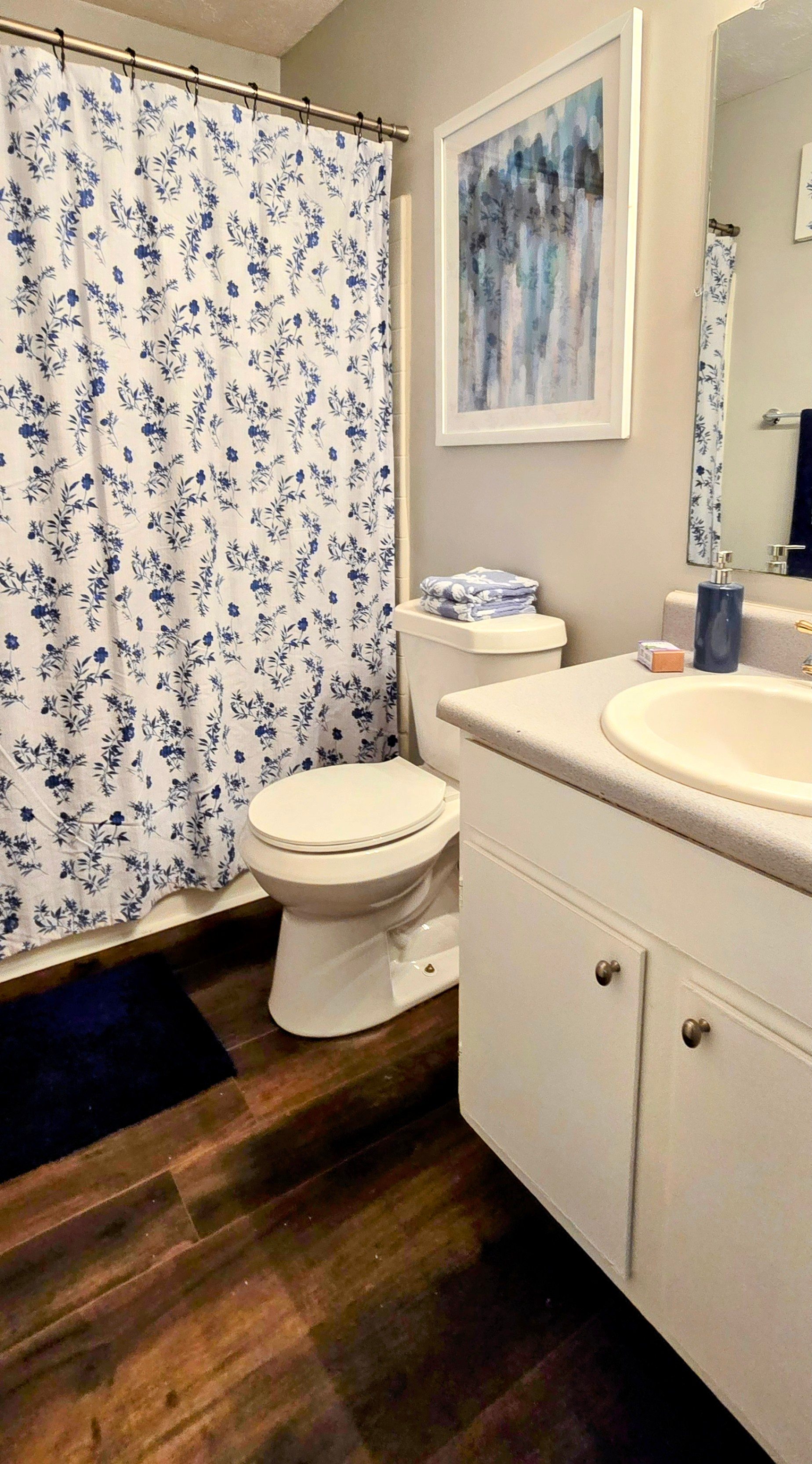 Little Blue House @ Smith Lake