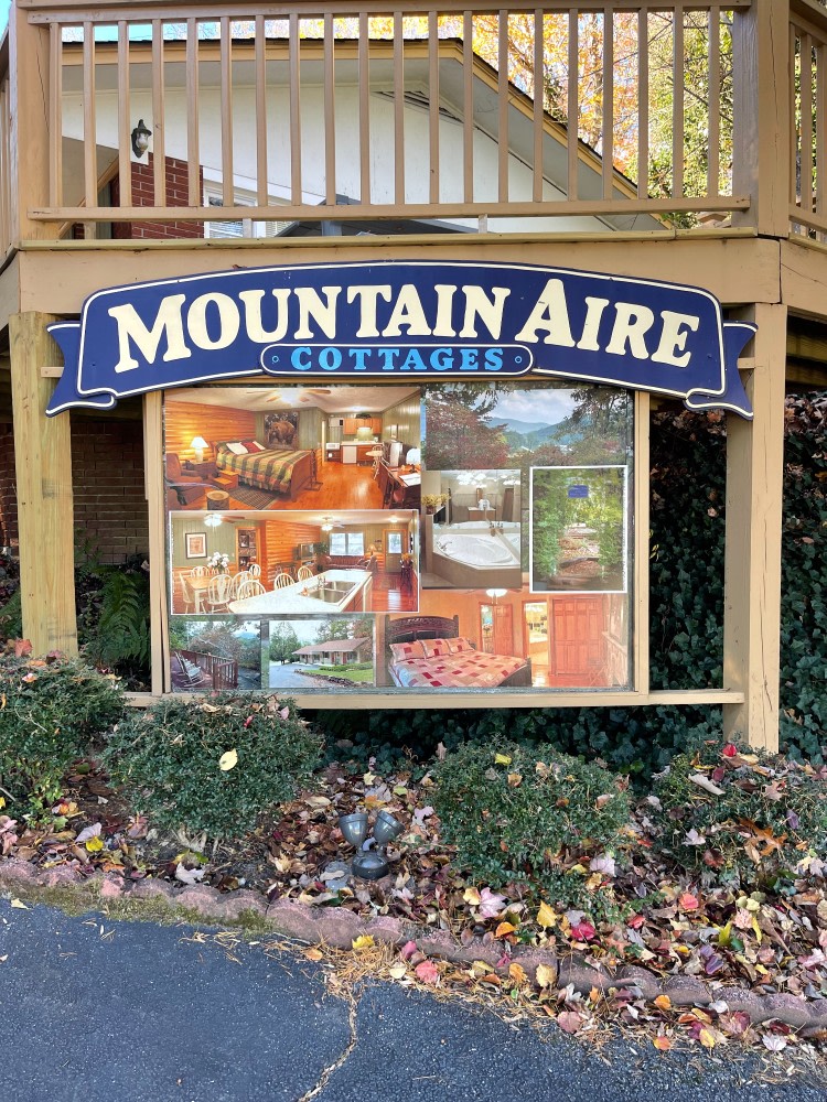 Mountain Aire Cottages, Inn, & Glamping