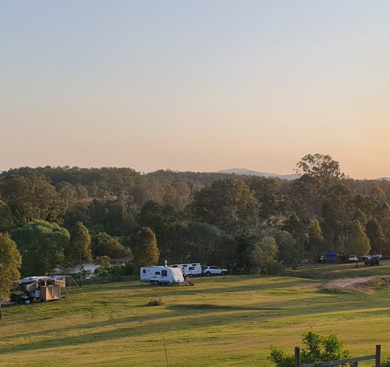 Riverbend Mary River hipcamp