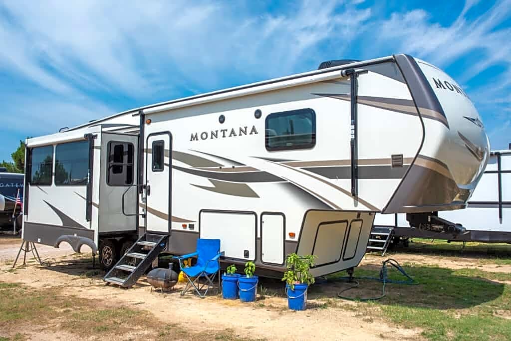 Pull-Through RV Site