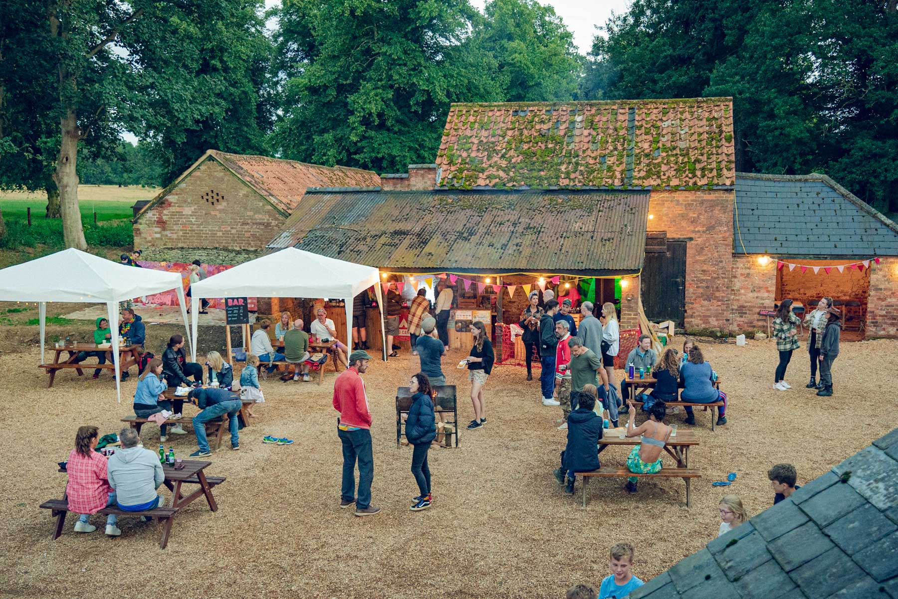 Riverside Camping - Festival Feel
