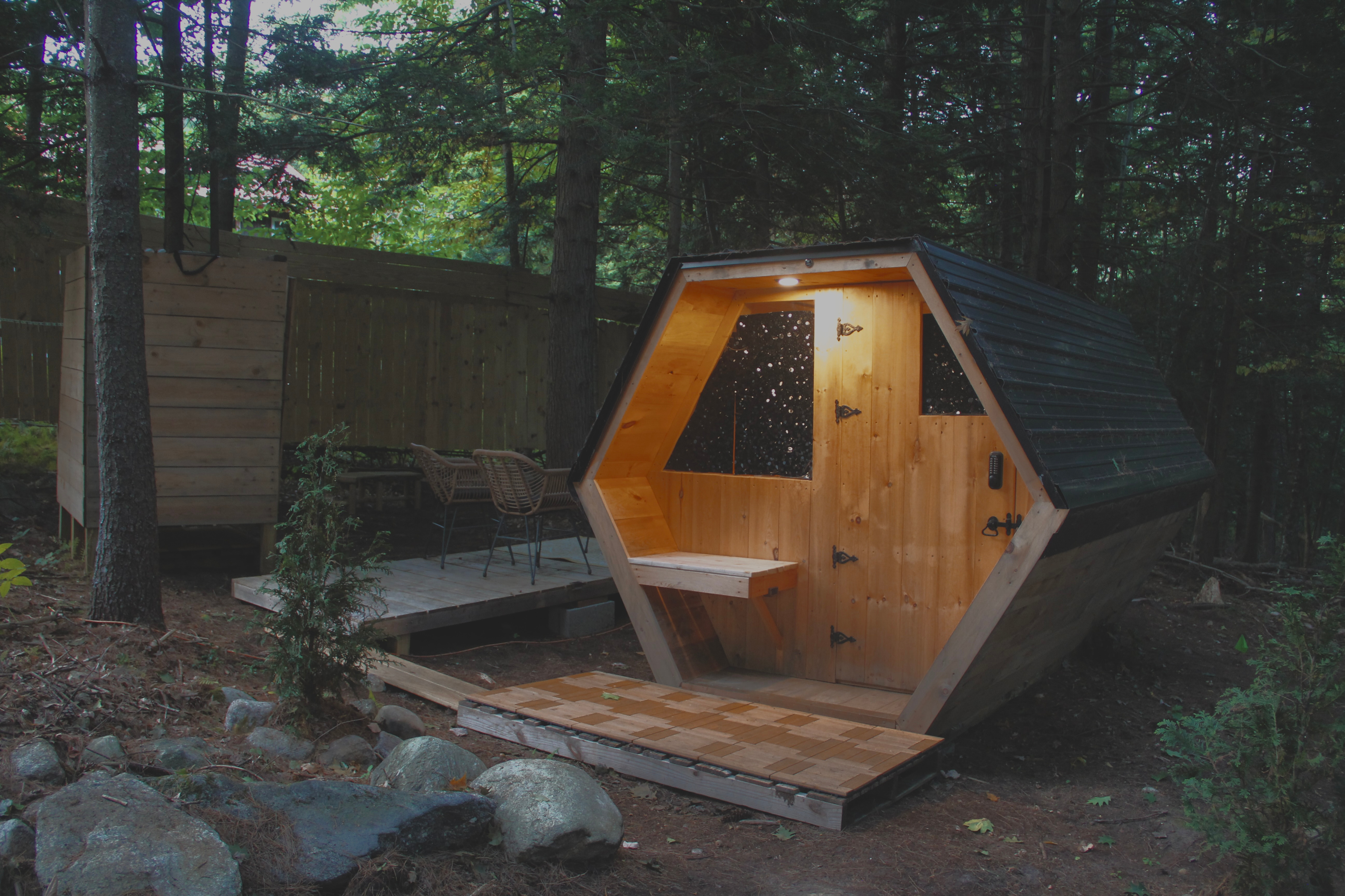 Runaround Woods Disc Golf & Cabins