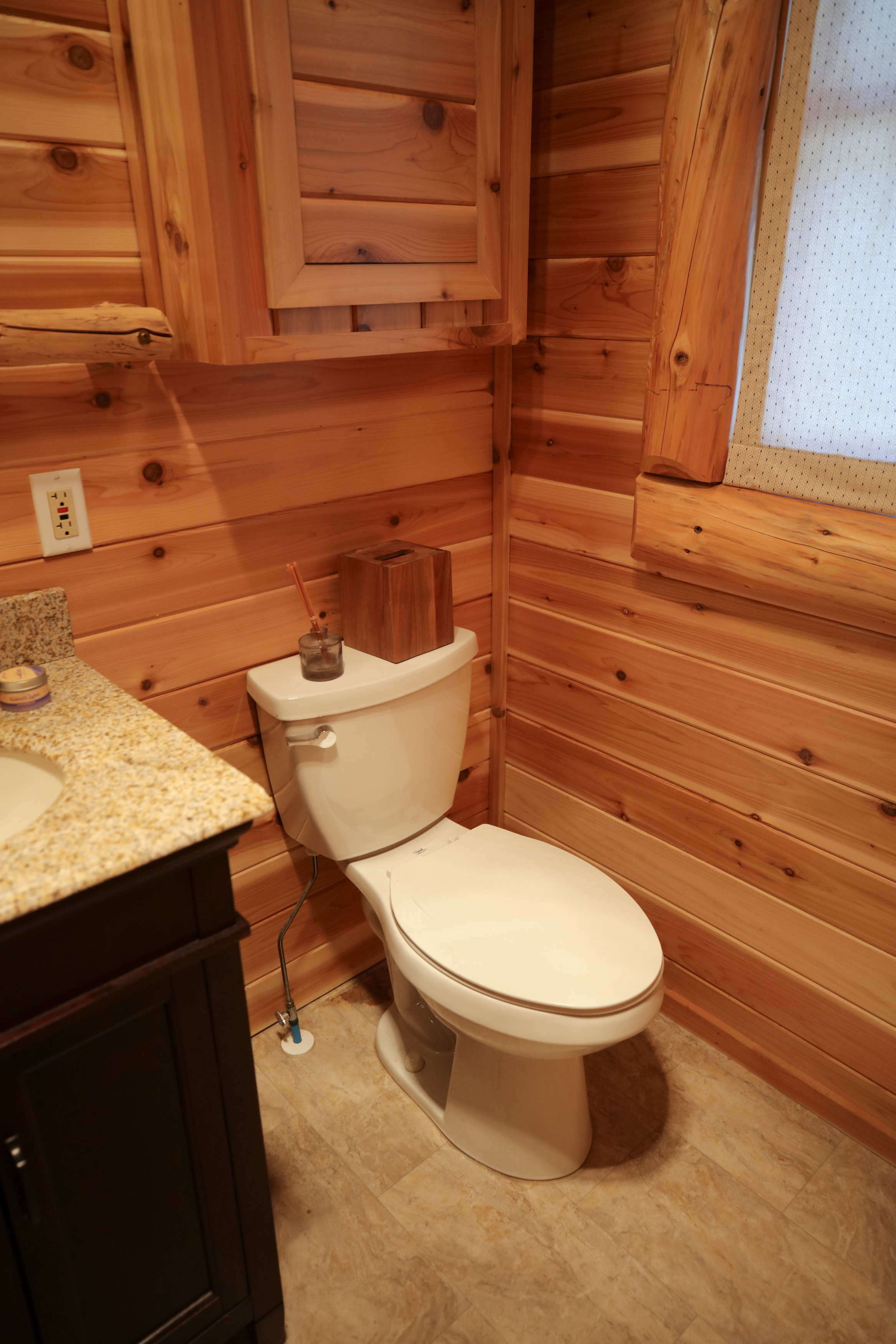 Private Cabin On Pelican Lake