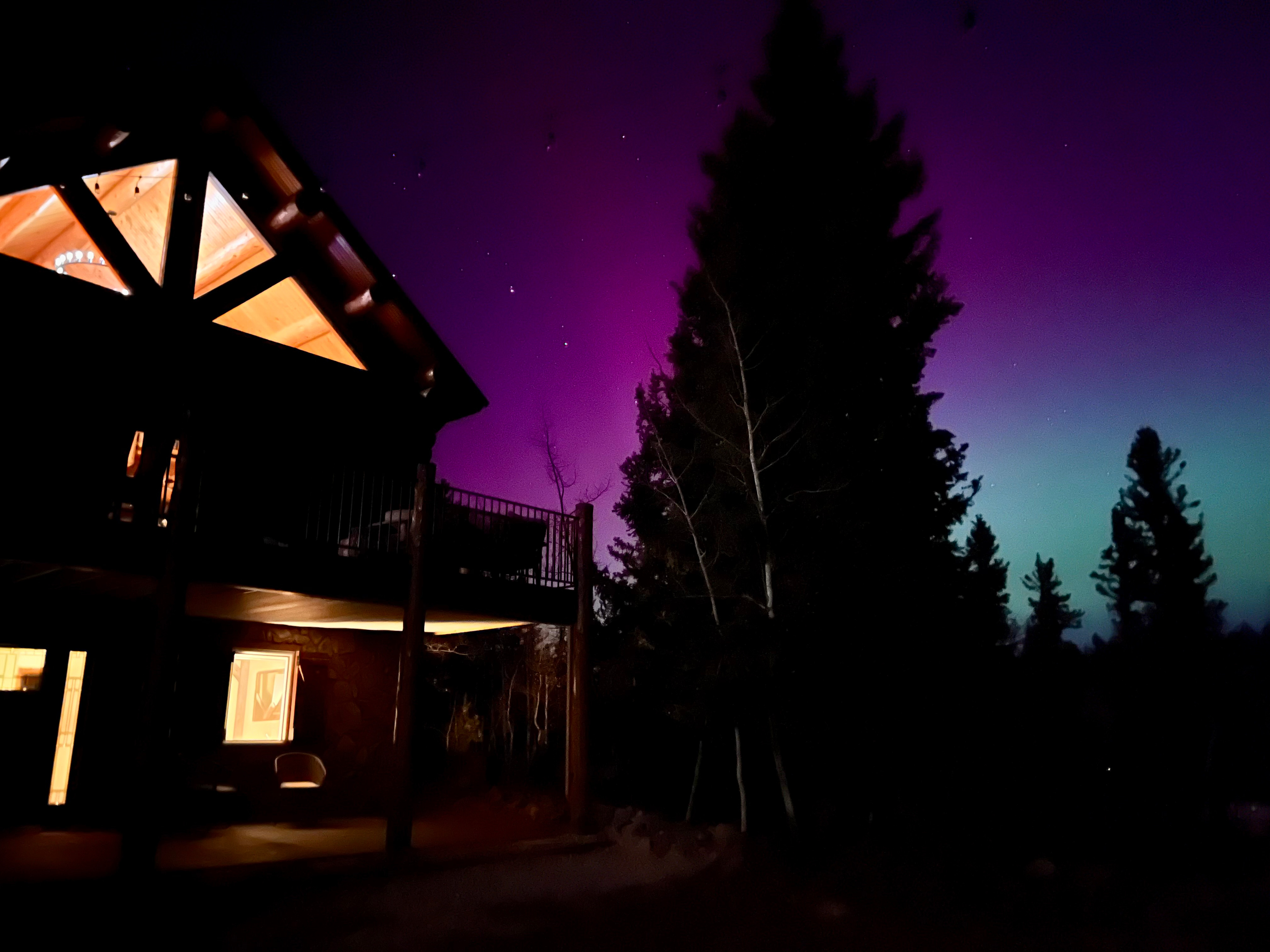 Modern Mtn Log Cabin | Hot Tub