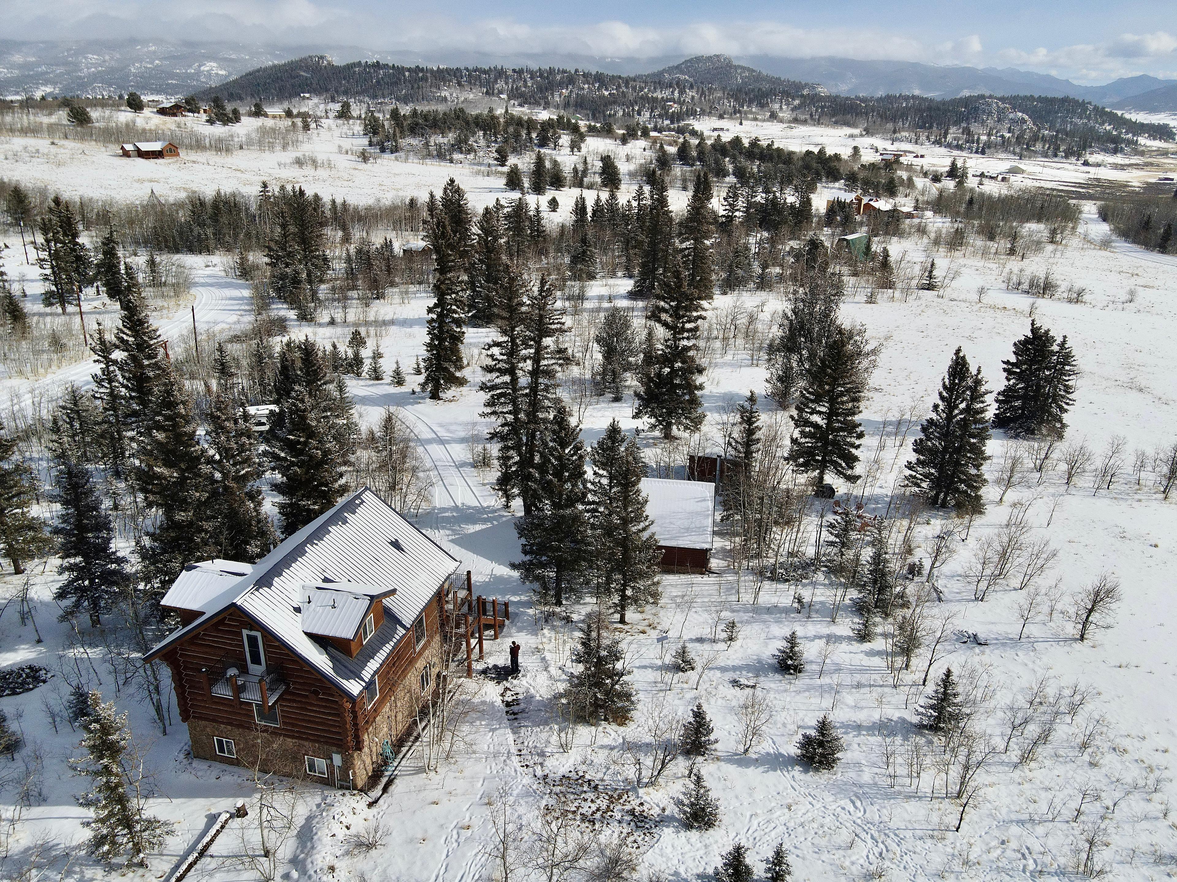Modern Mtn Log Cabin | Hot Tub