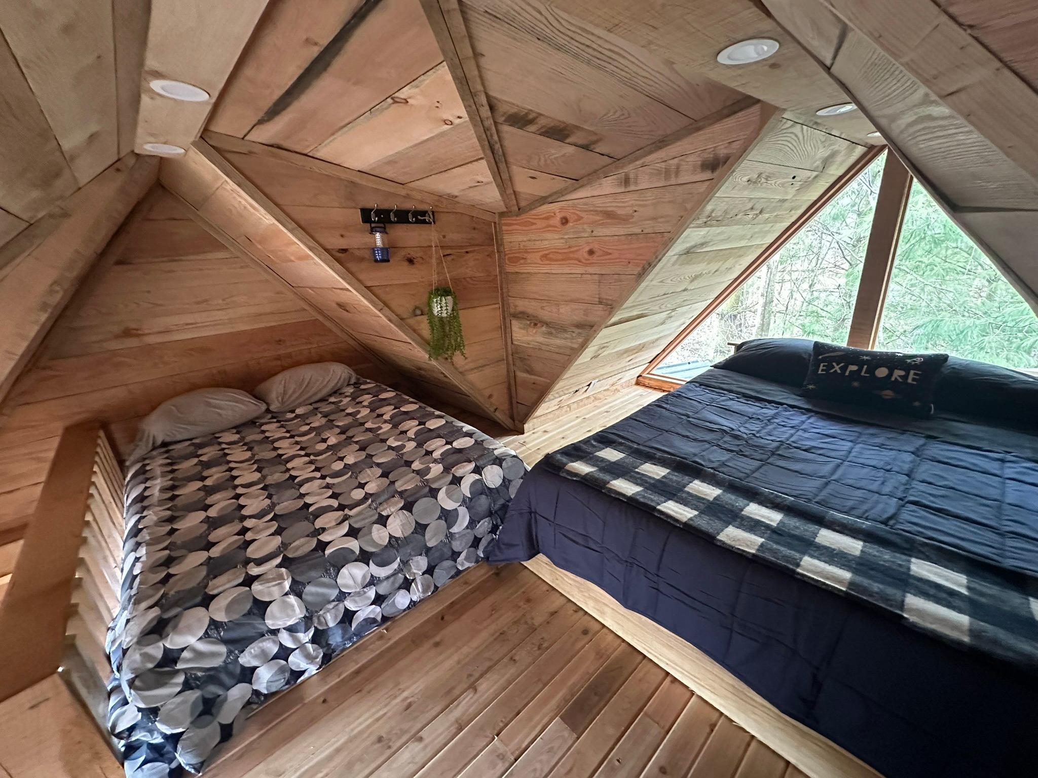 Glamping Woods Hideaway~Birez Cabin