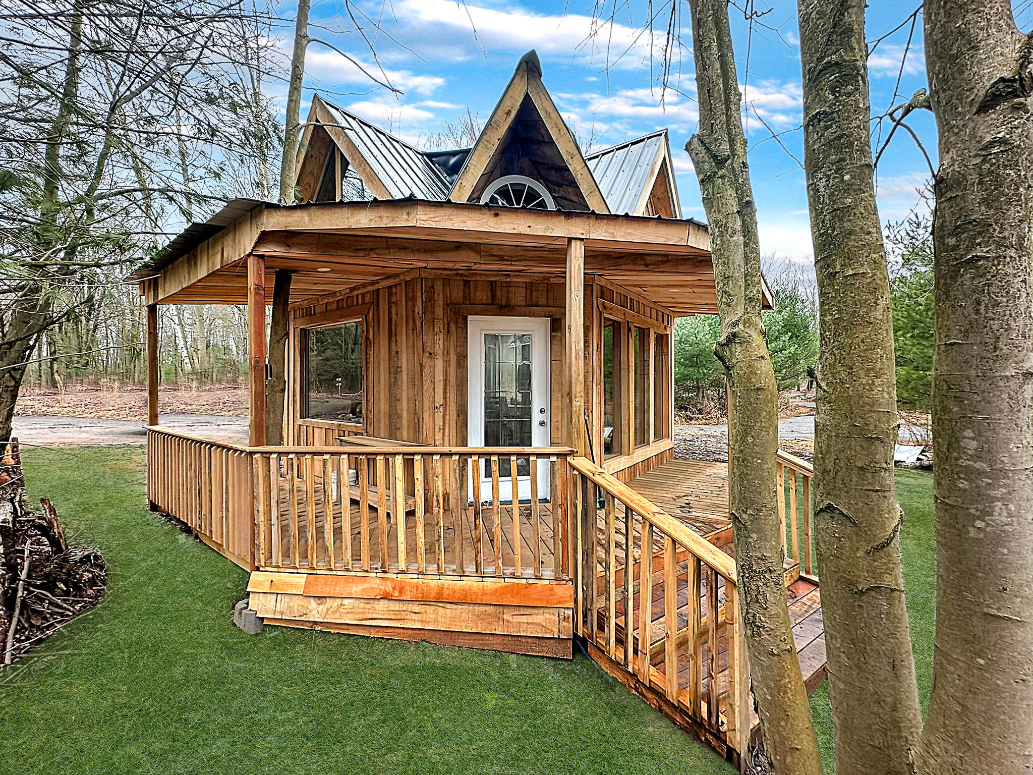 Glamping Woods Hideaway~Birez Cabin