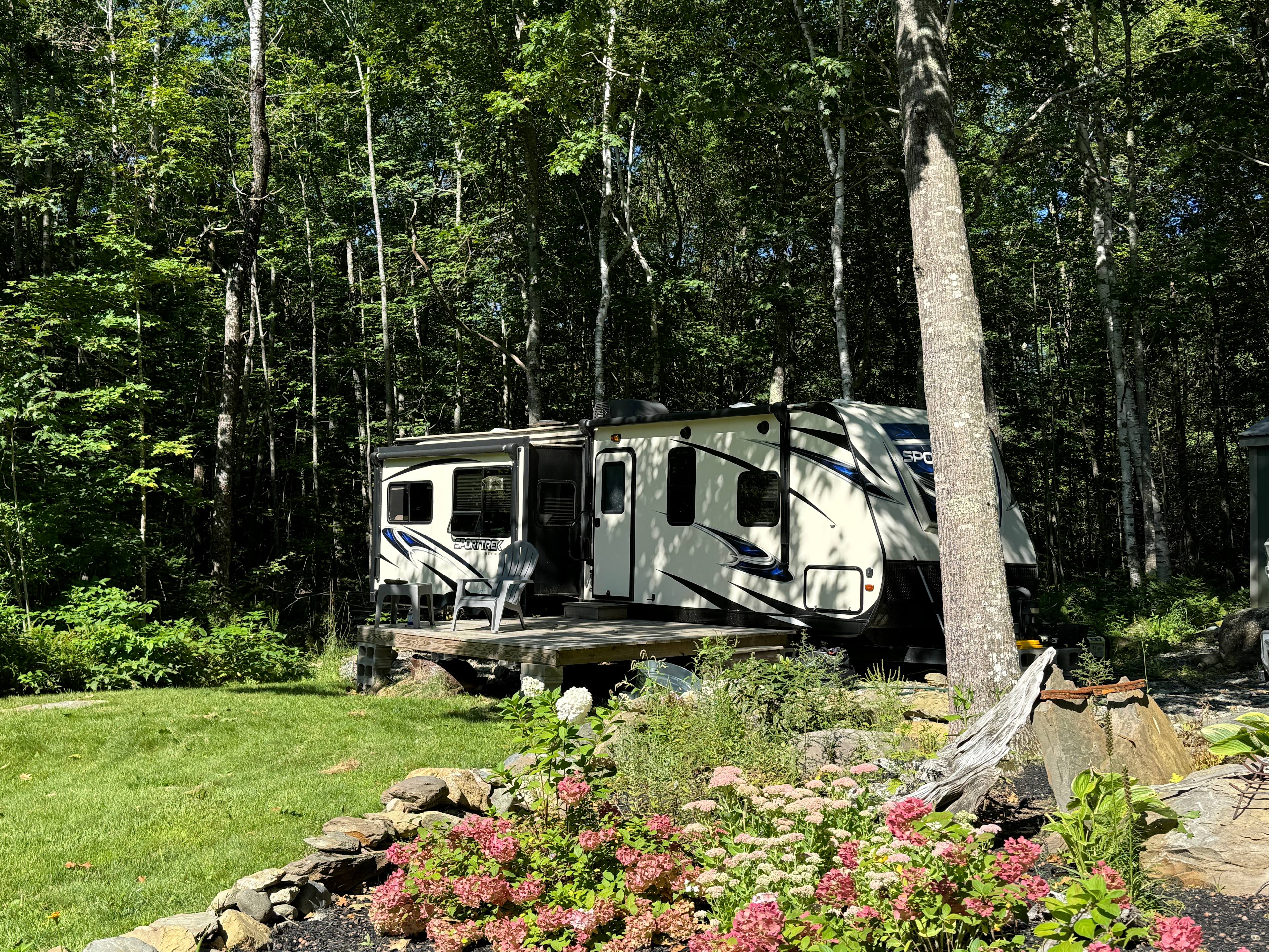 Secluded Center Pond RV Site