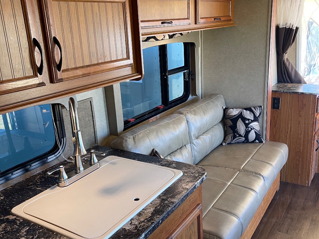 Monarch Spur RV Park and Campground