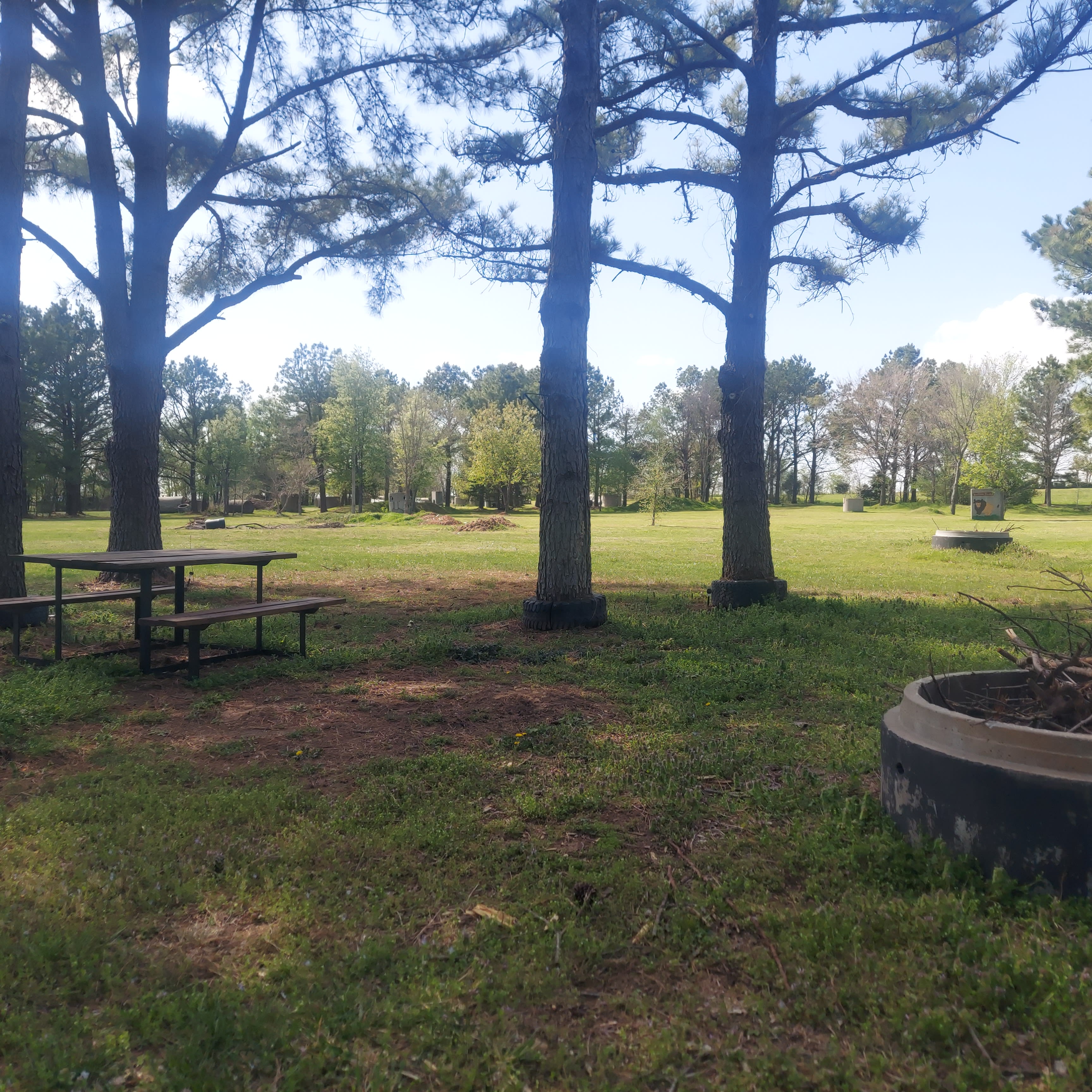 Great RV Campsite with Picnic table, fire pit, near walking trail and grassy area.