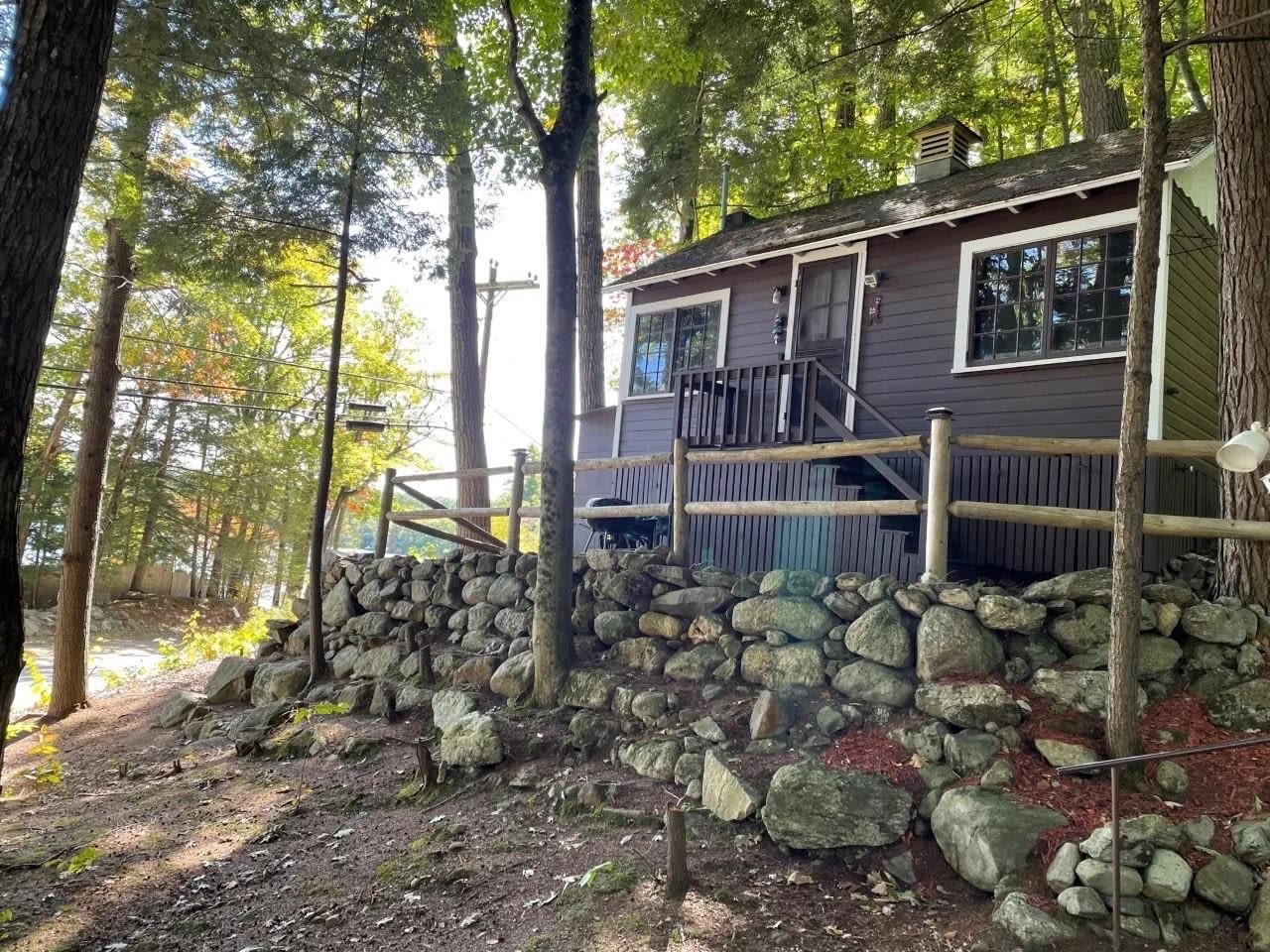 Laughing Bear Cottages - Squam Lake