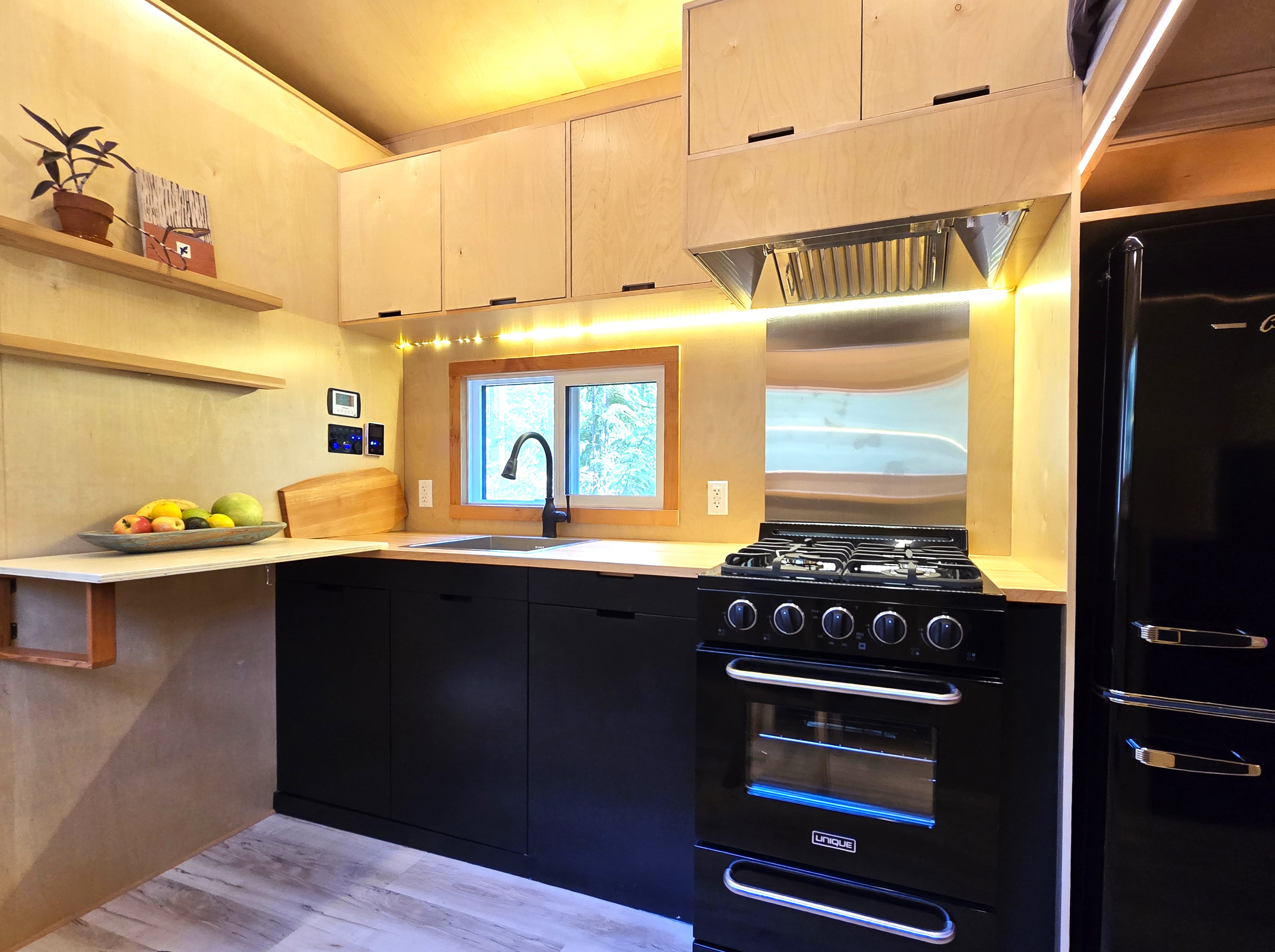 Stellar Nest -End of the Road Sauna