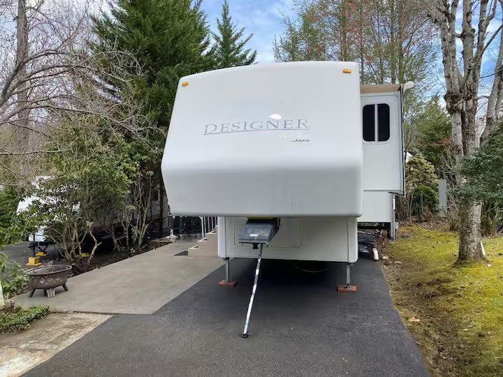 Miss Daisy's TN Rentals LLC