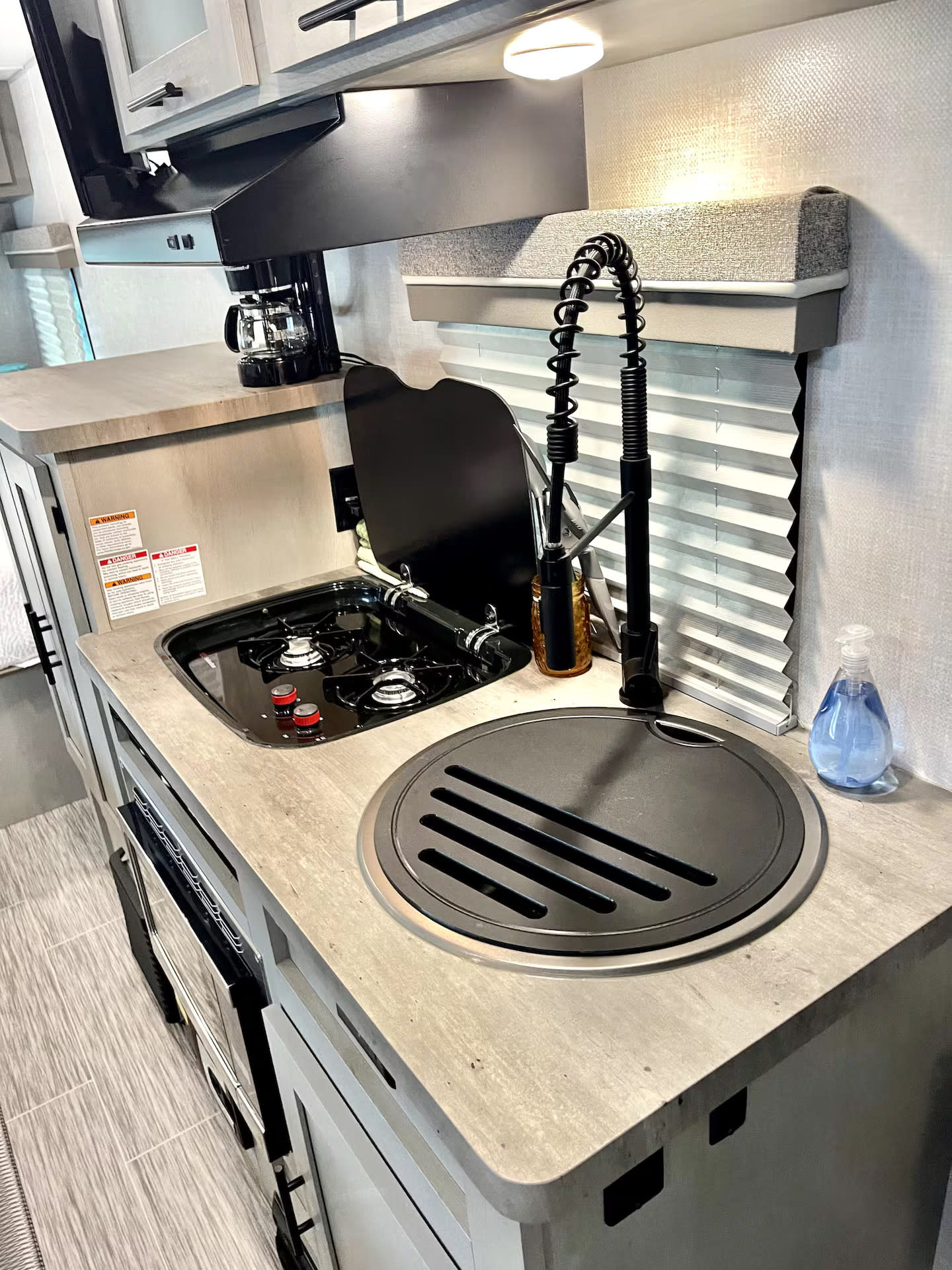 The Indy Hideaway -Indy City Camper