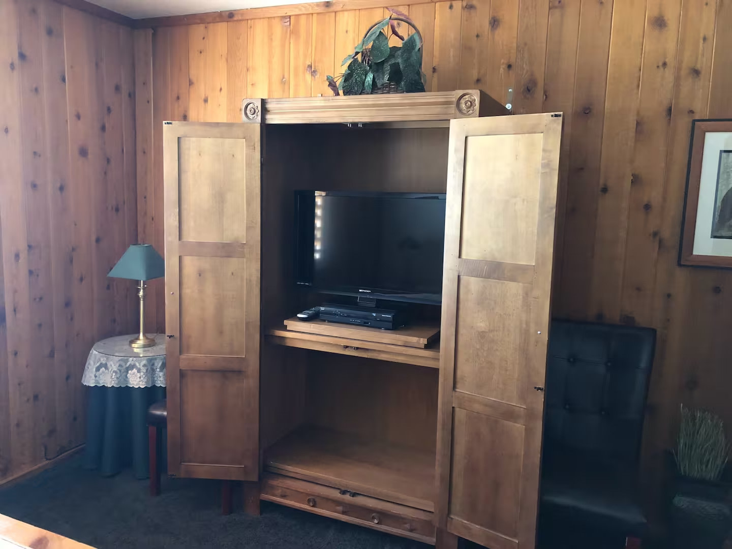 4bd/3ba Home Away Home-Sleeps 10