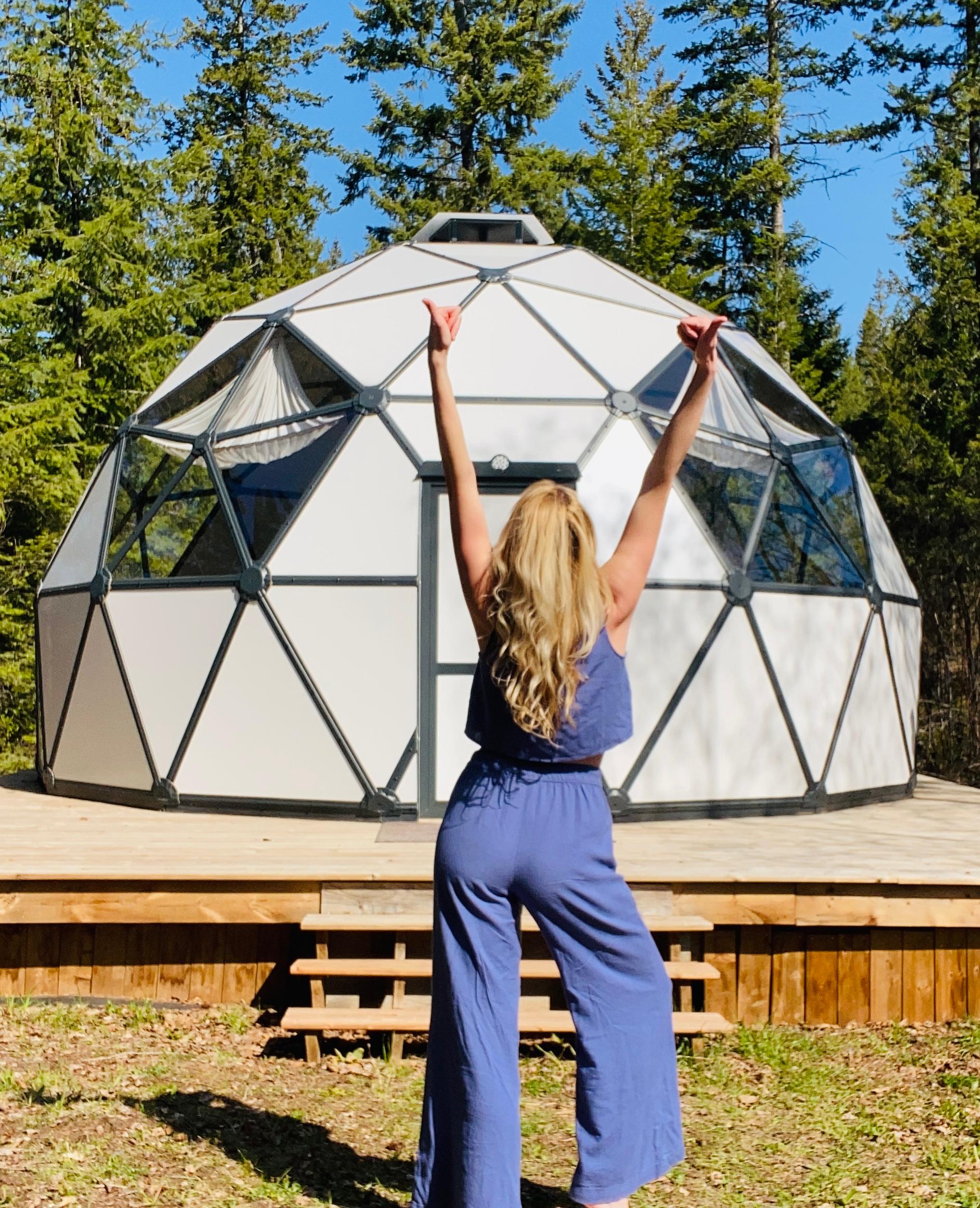 Two thumbs up from Candi!