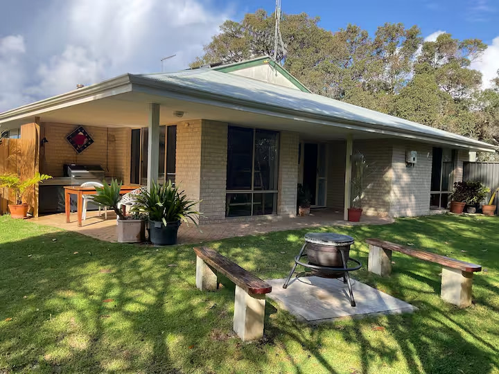 Two Peoples Bay Stays