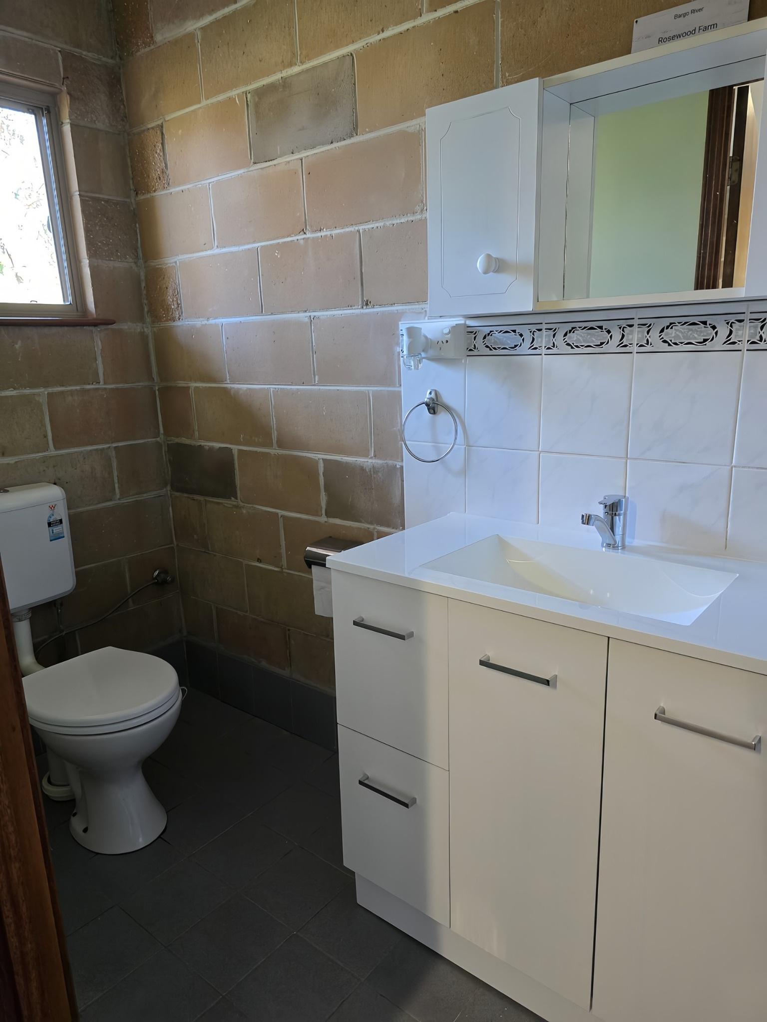 Rosewood Farm's Riverside Glamping