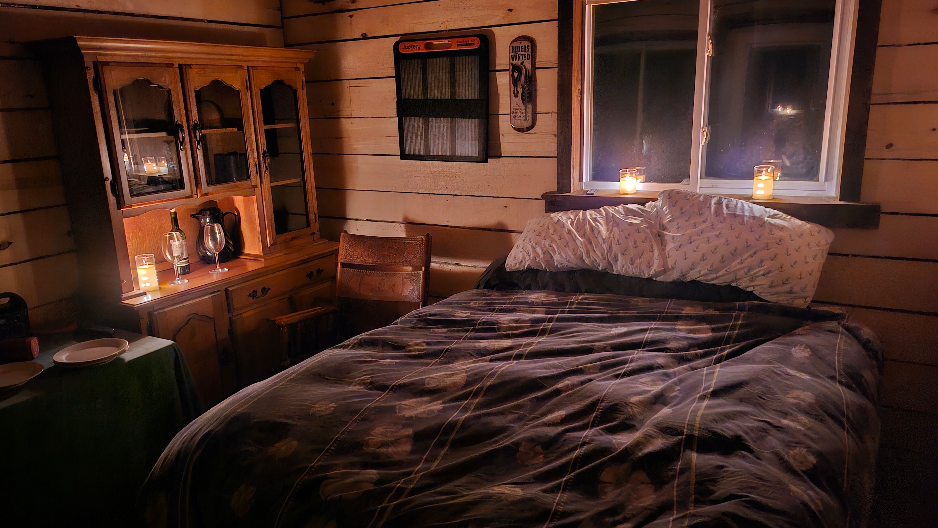 4-Season Cliffside Camp