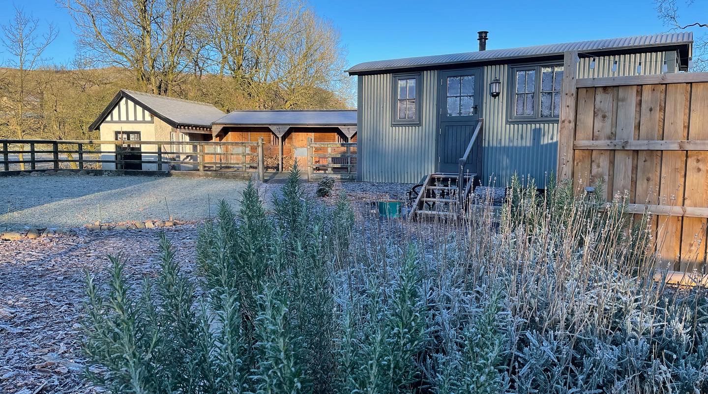 Settledown Shepherds Huts