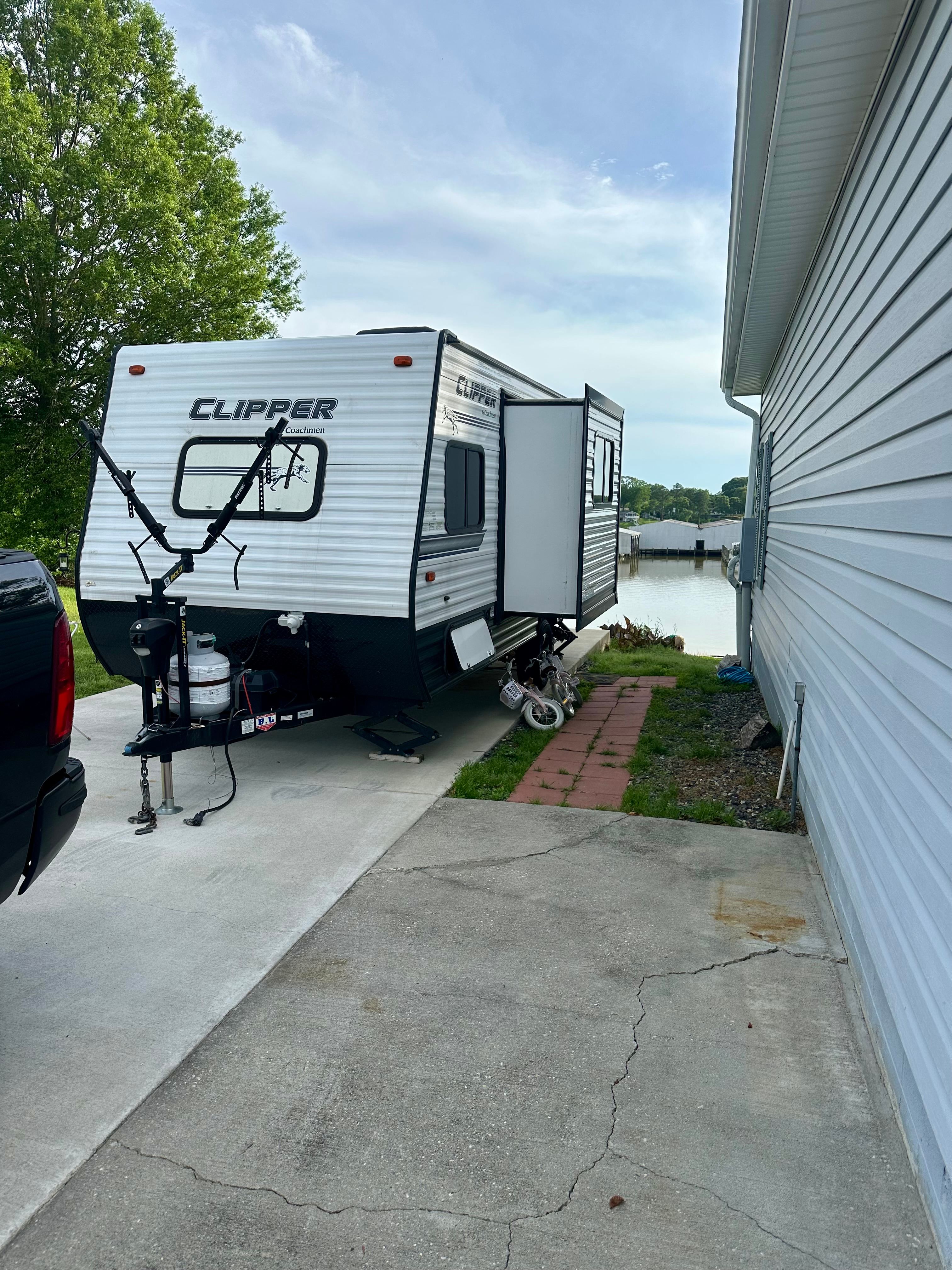 Harbor View Circle RV Site