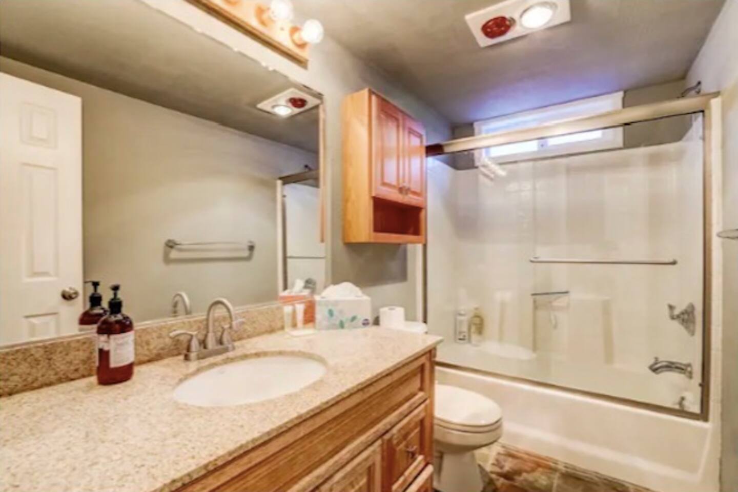 Tramway near Heavenly/ Dogs OK/ New Heating & Air