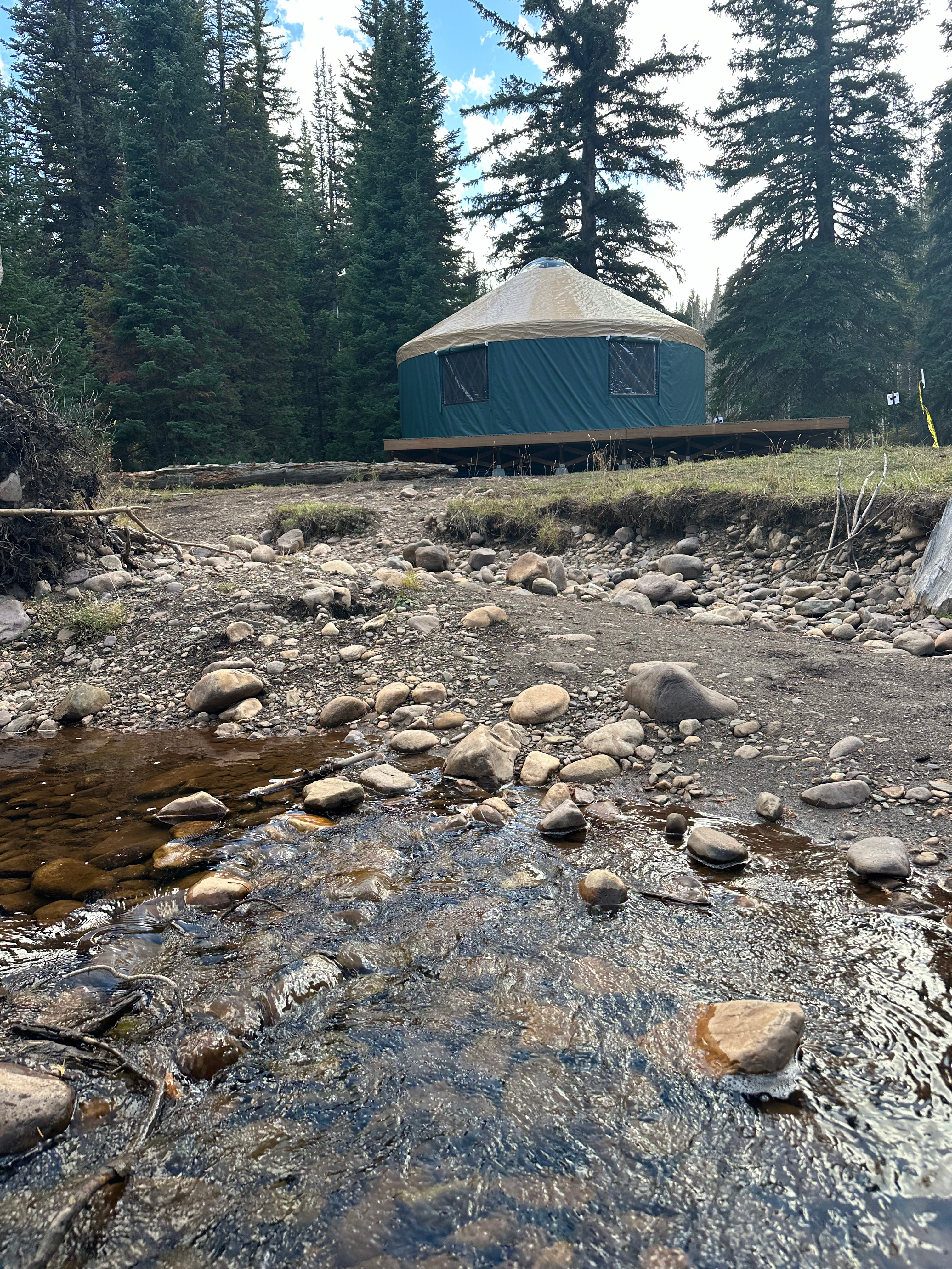 Uinta Mountains Waterfront Yurt