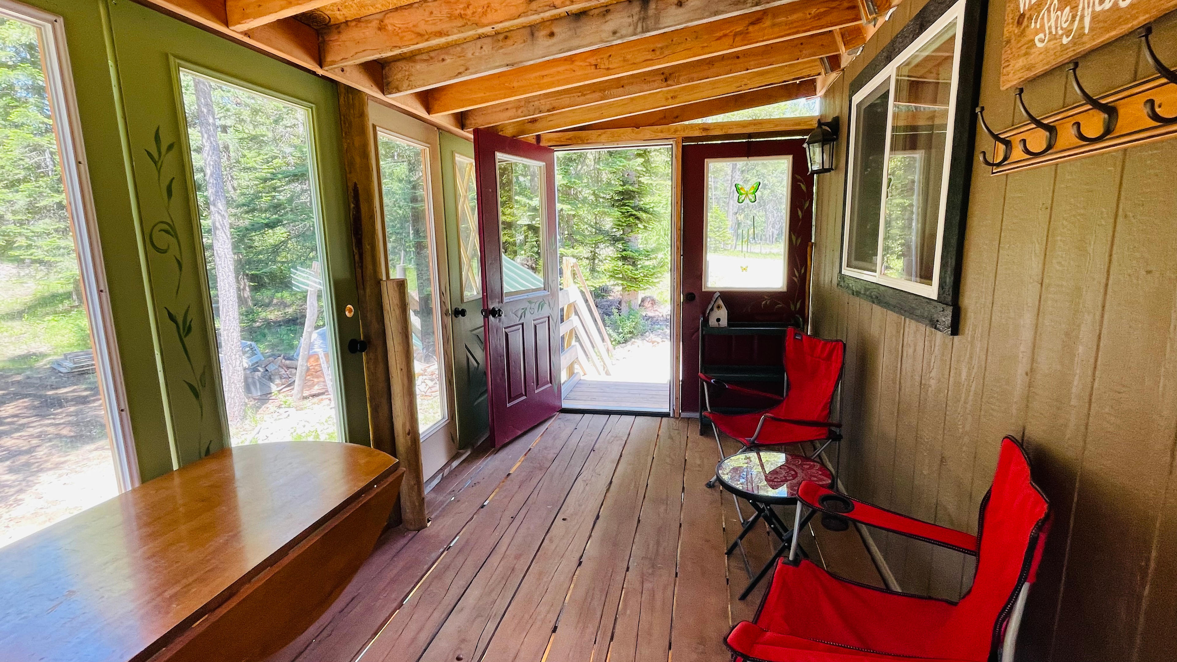 Bonners Ferry Nest - Near Border
