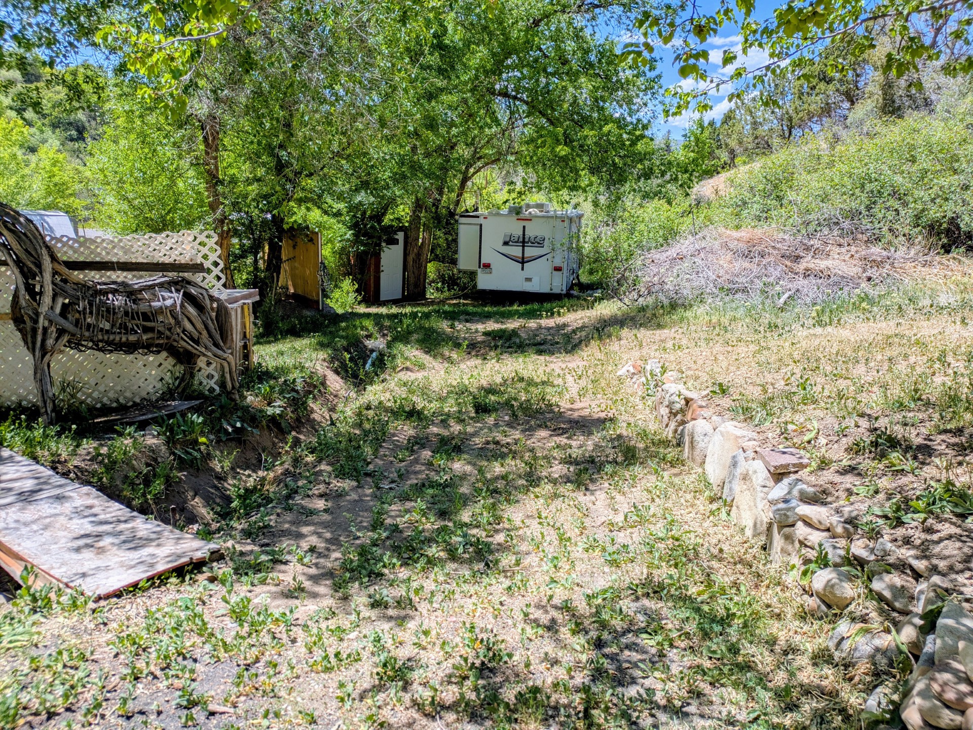 Secluded Property with All Hookups,
