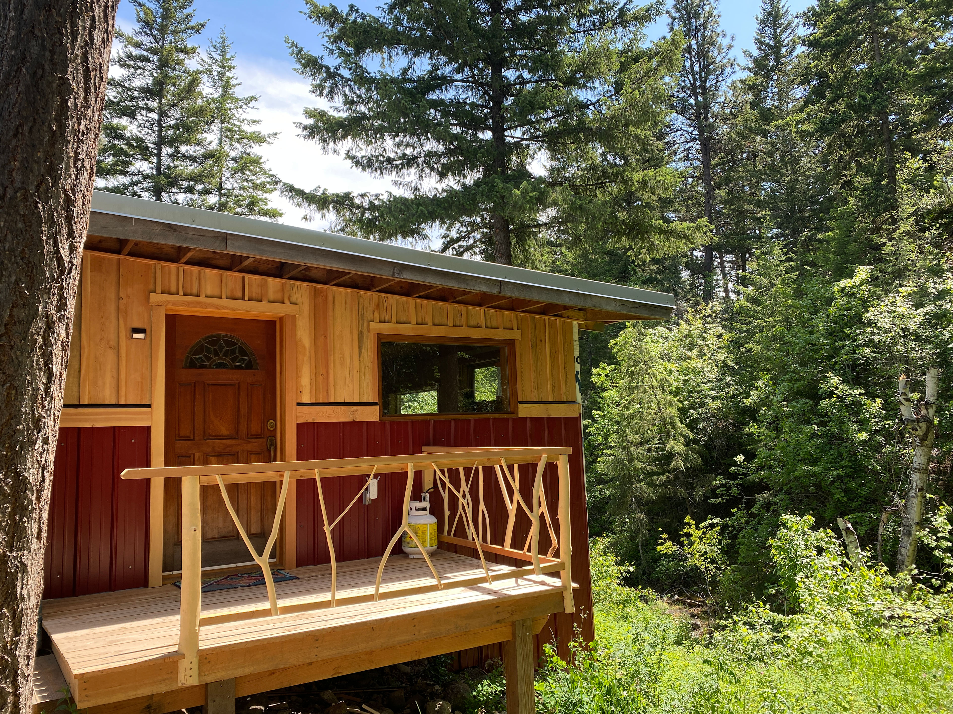 Deep Mountain Sea Cabin