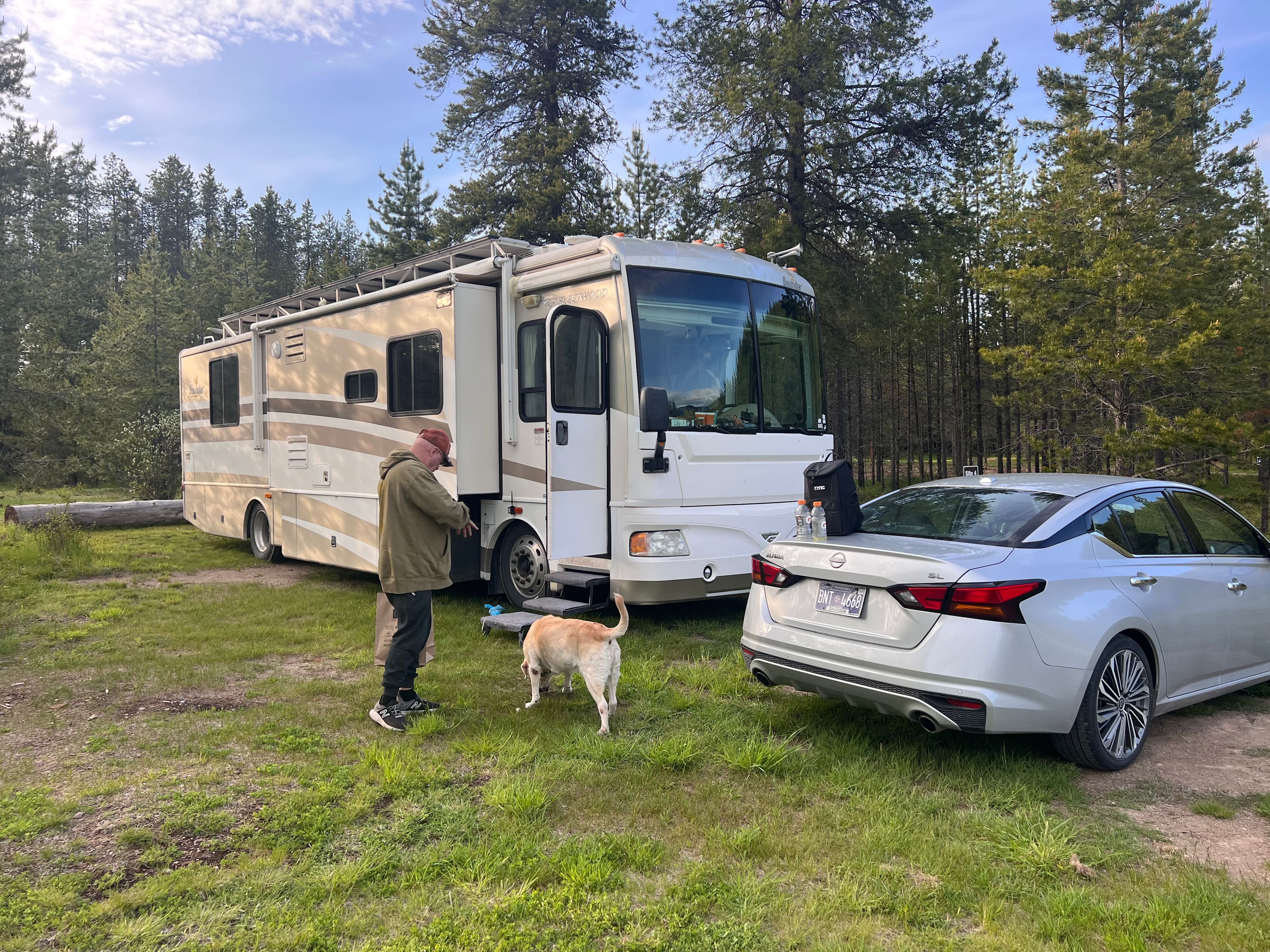 ❤️ Glacier HipCamp 🏕️