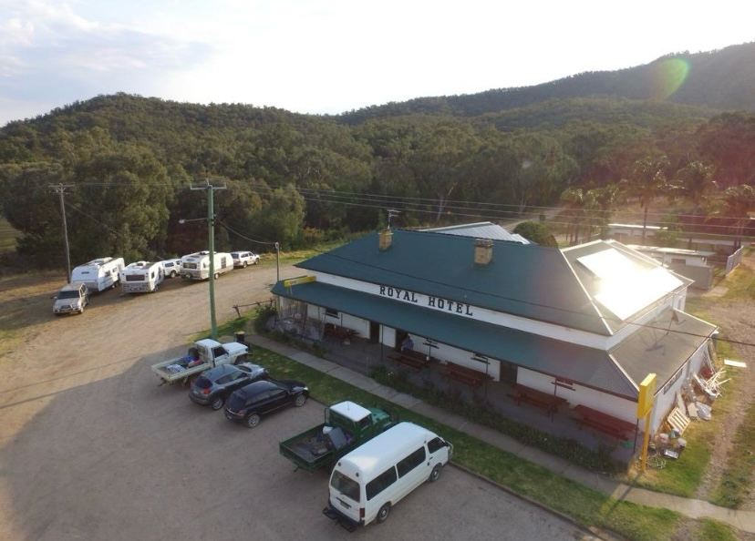 Royal Hotel Tambar Springs