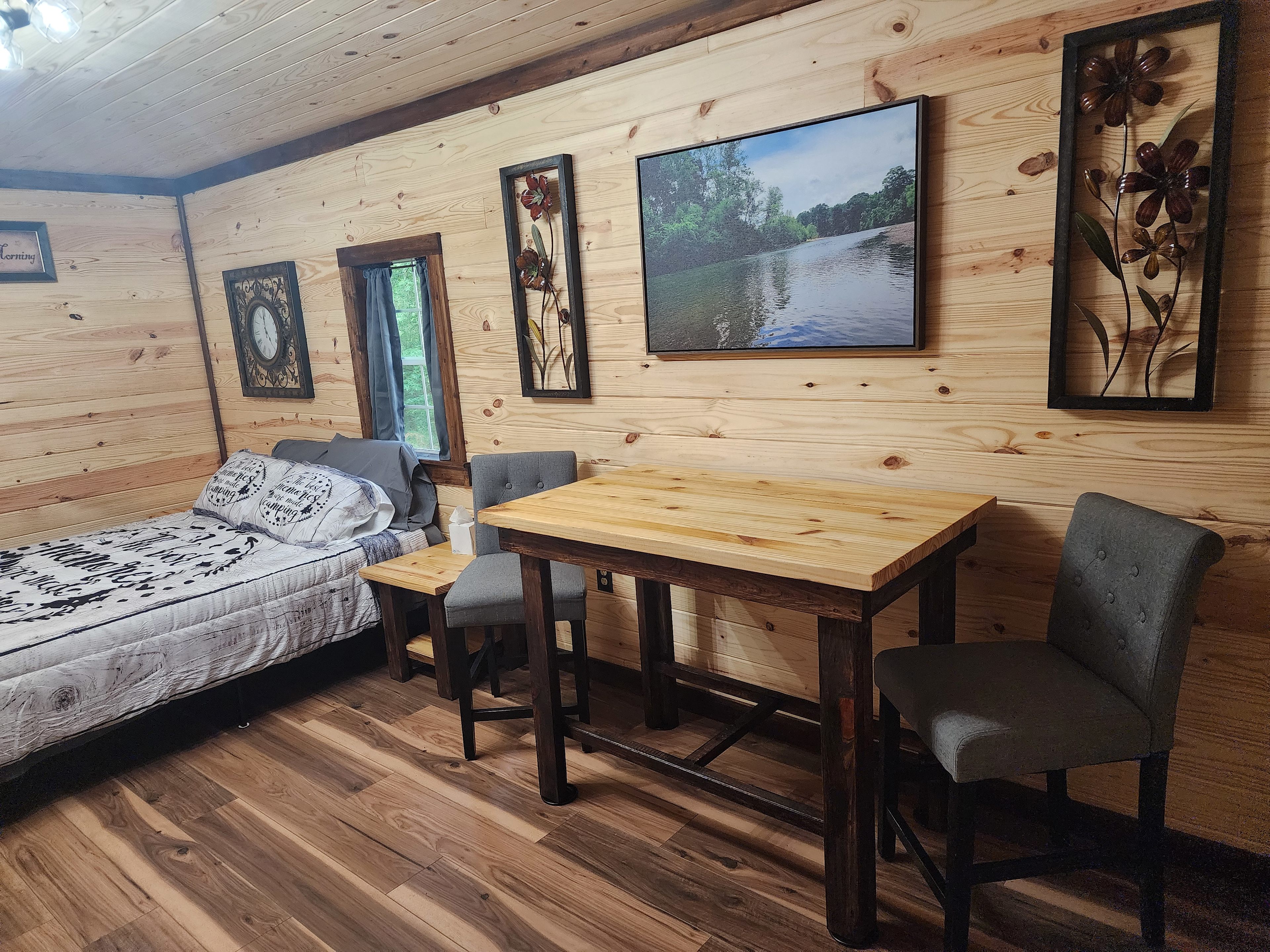 Missihippie Camping and Berries