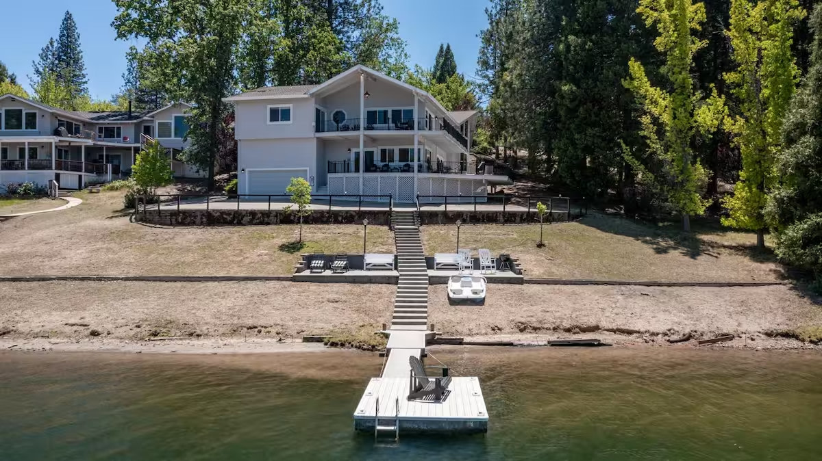 Luxury By The Lake, Groveland CA