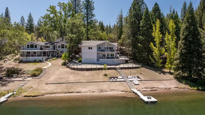 Luxury By The Lake, Groveland CA