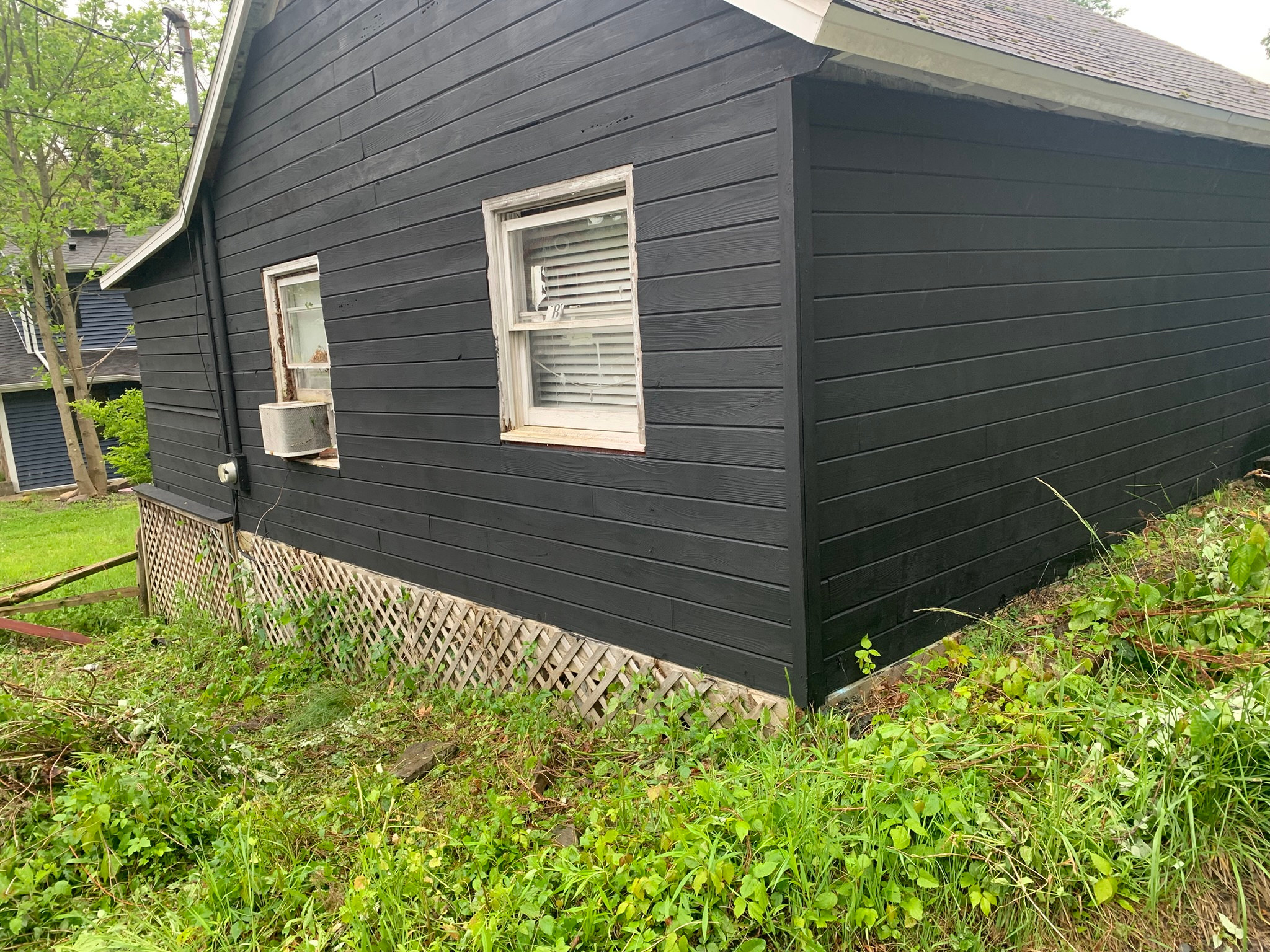 The Black Post Cabin -Rustic Kayaks