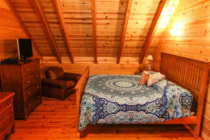 Deer Stand - Pine Ridge Log Cabins