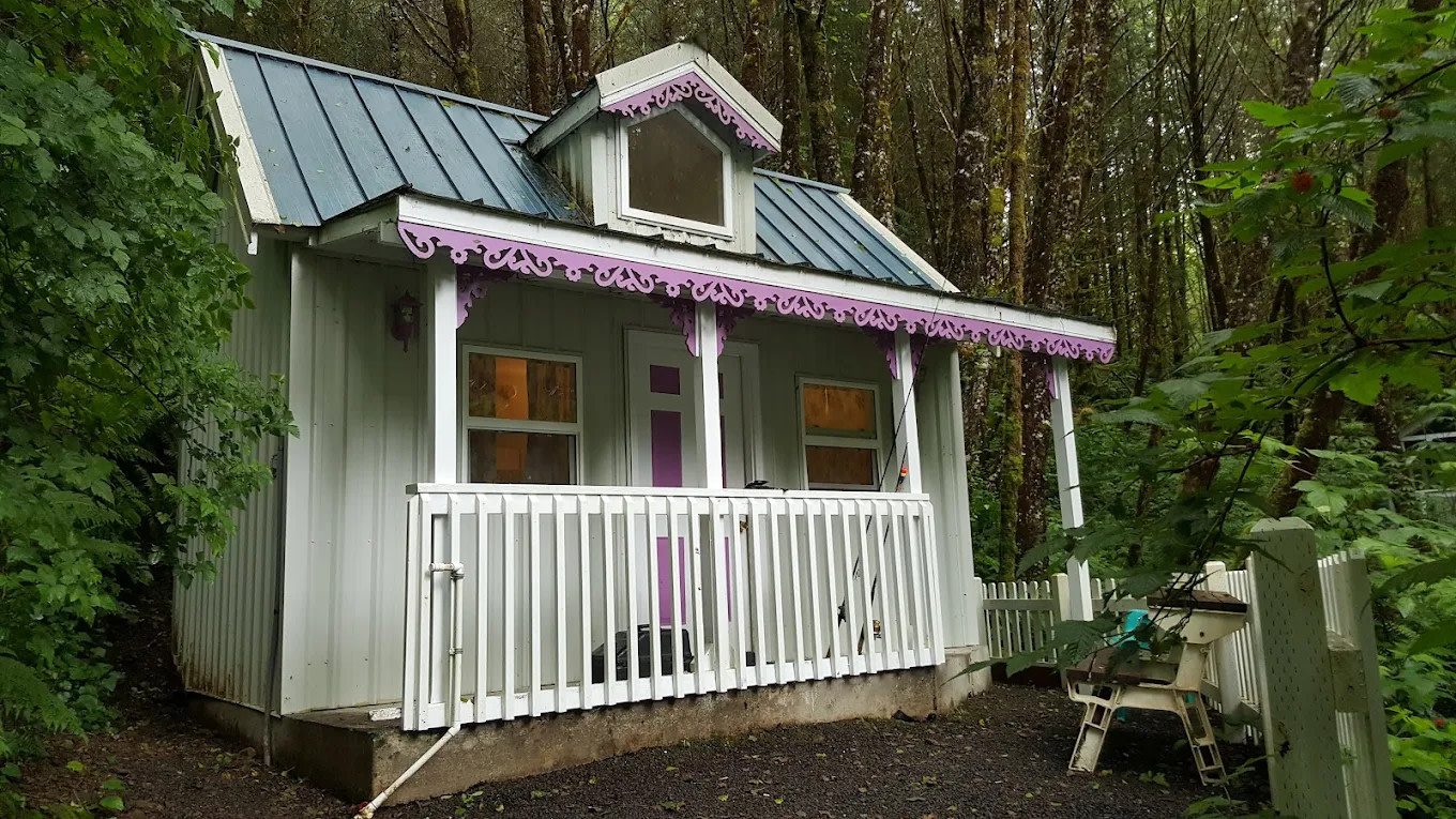 Camper Cove RV Park And Campground