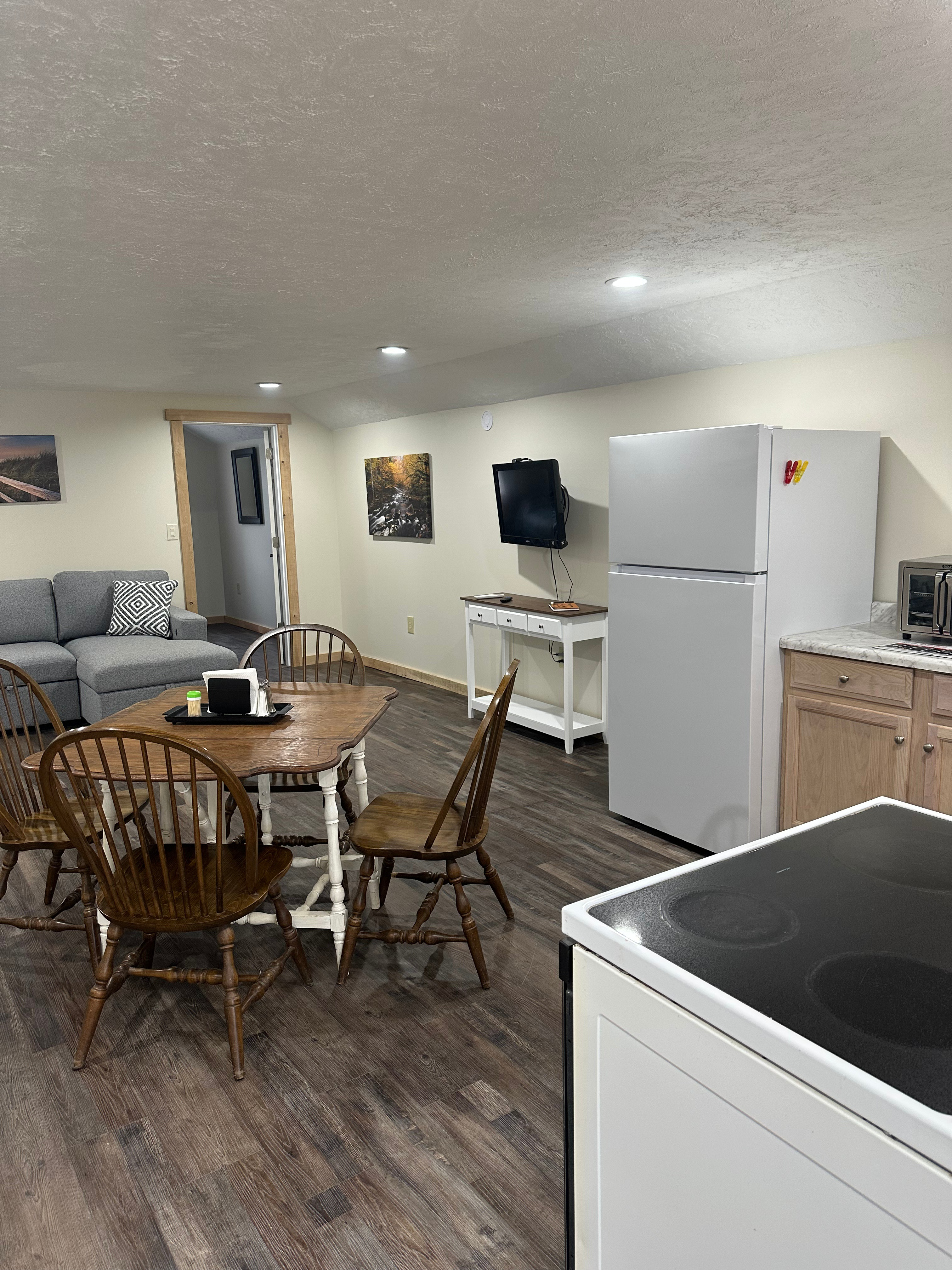 Cozy Farmstead By Conneaut Lake