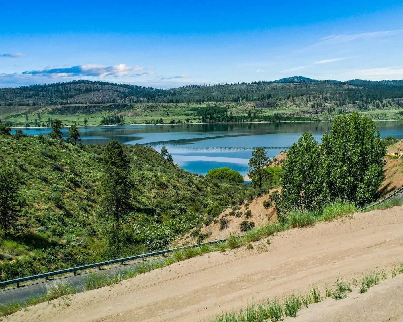Private Lake Roosevelt view camping