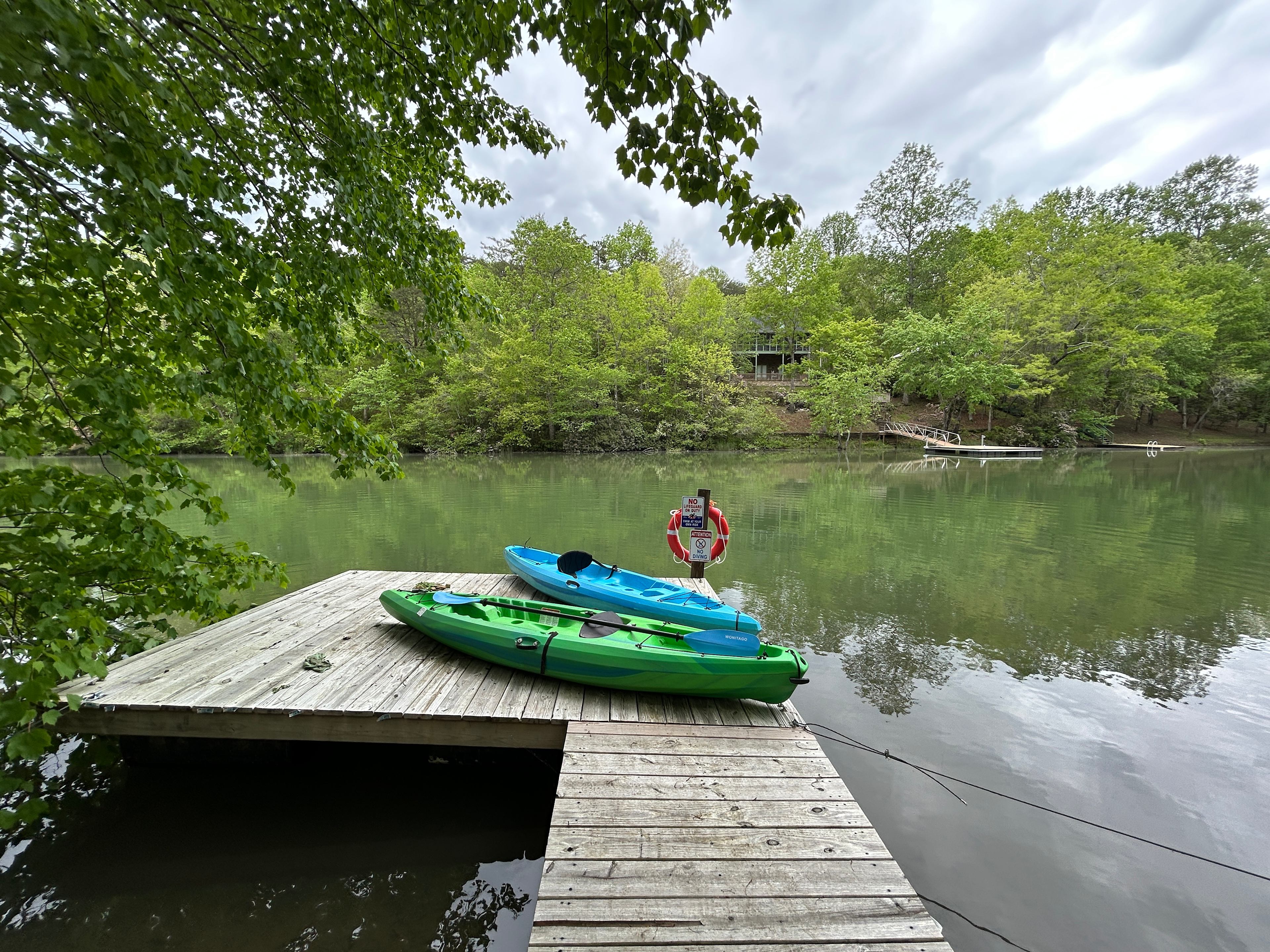 Lake Lahusage Camper: Dock & Kayaks
