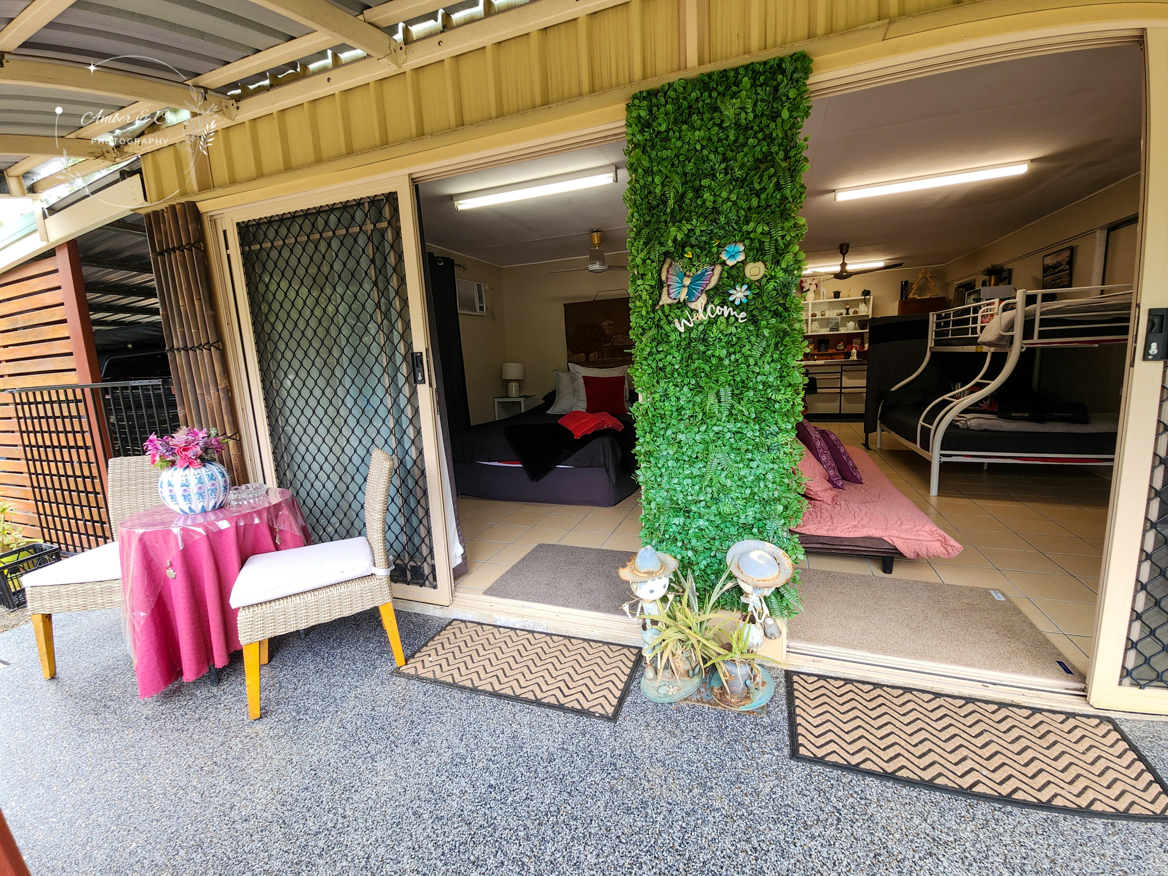 JJJ'S Ranch Farm Stay,South Kolan Q