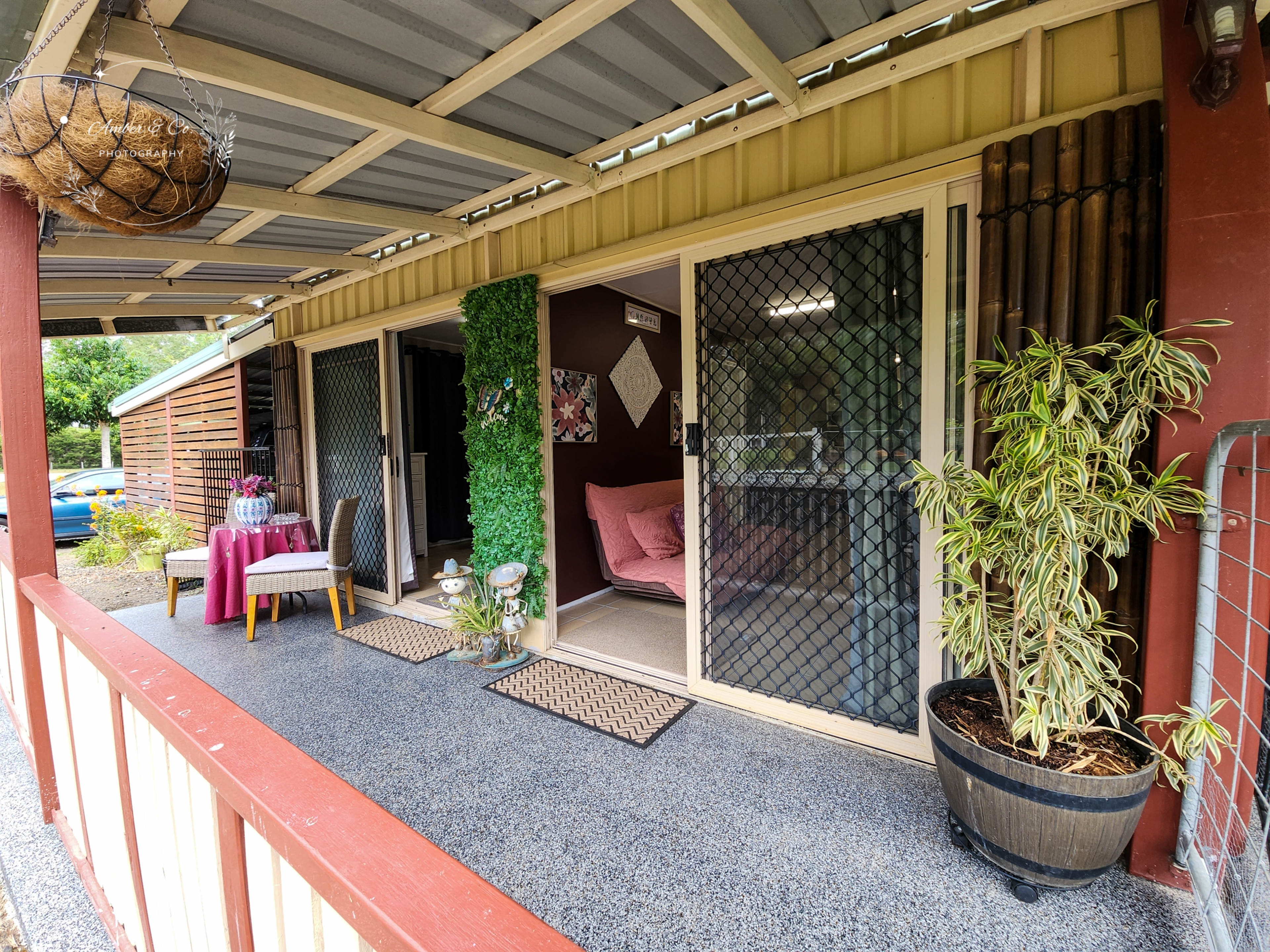 JJJ'S Ranch Farm Stay,South Kolan Q