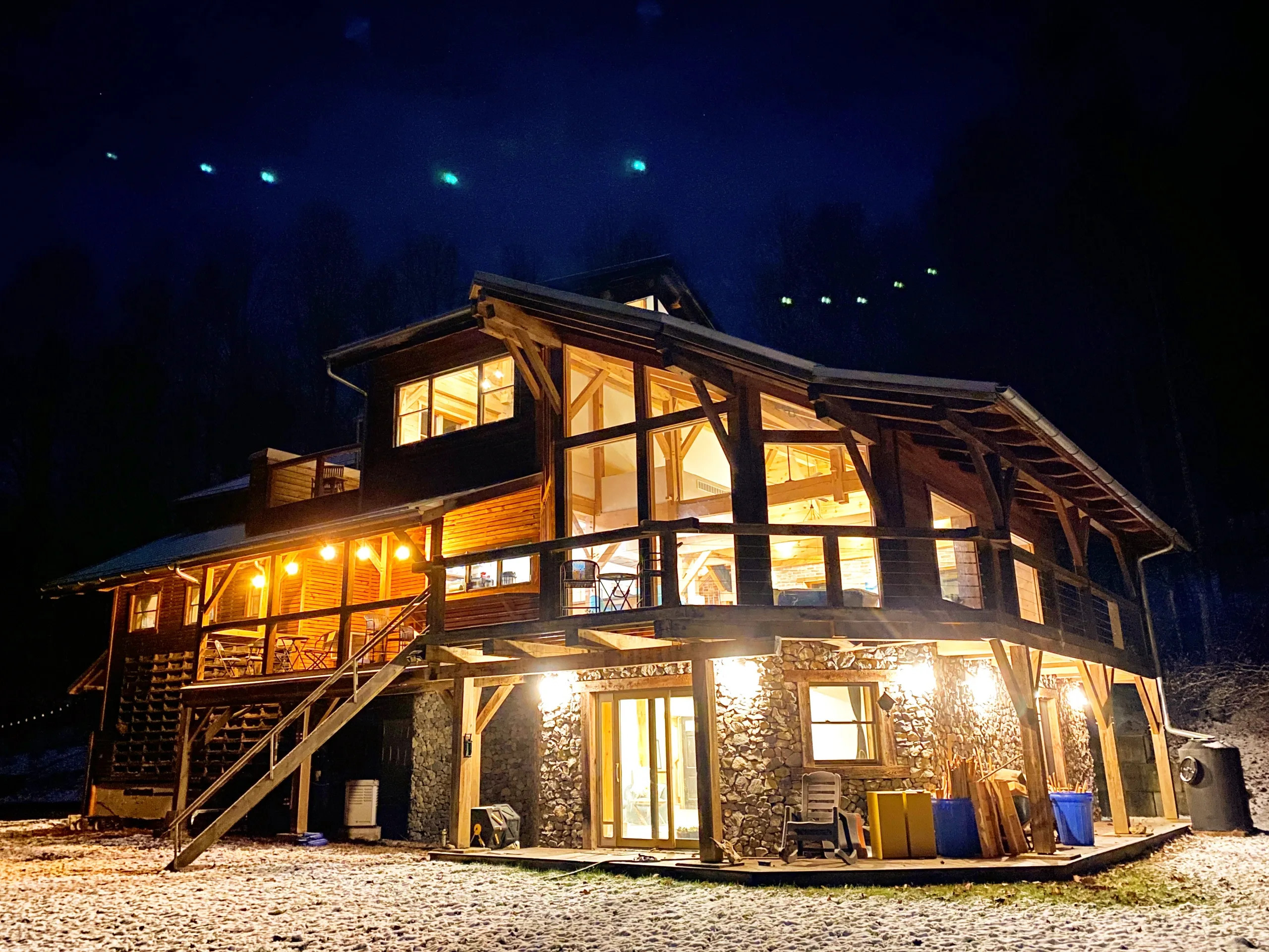 Arete Campground and Hostel