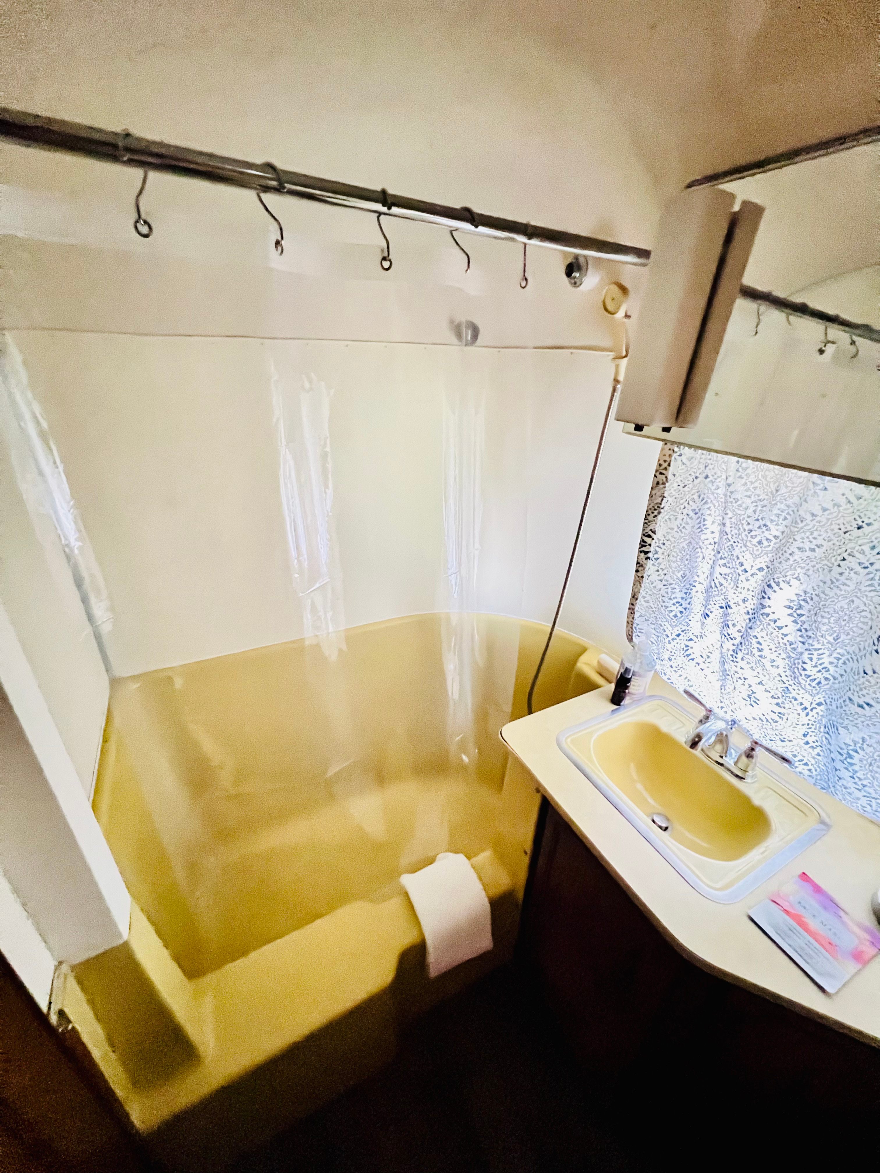 Mera Gardens Glamping