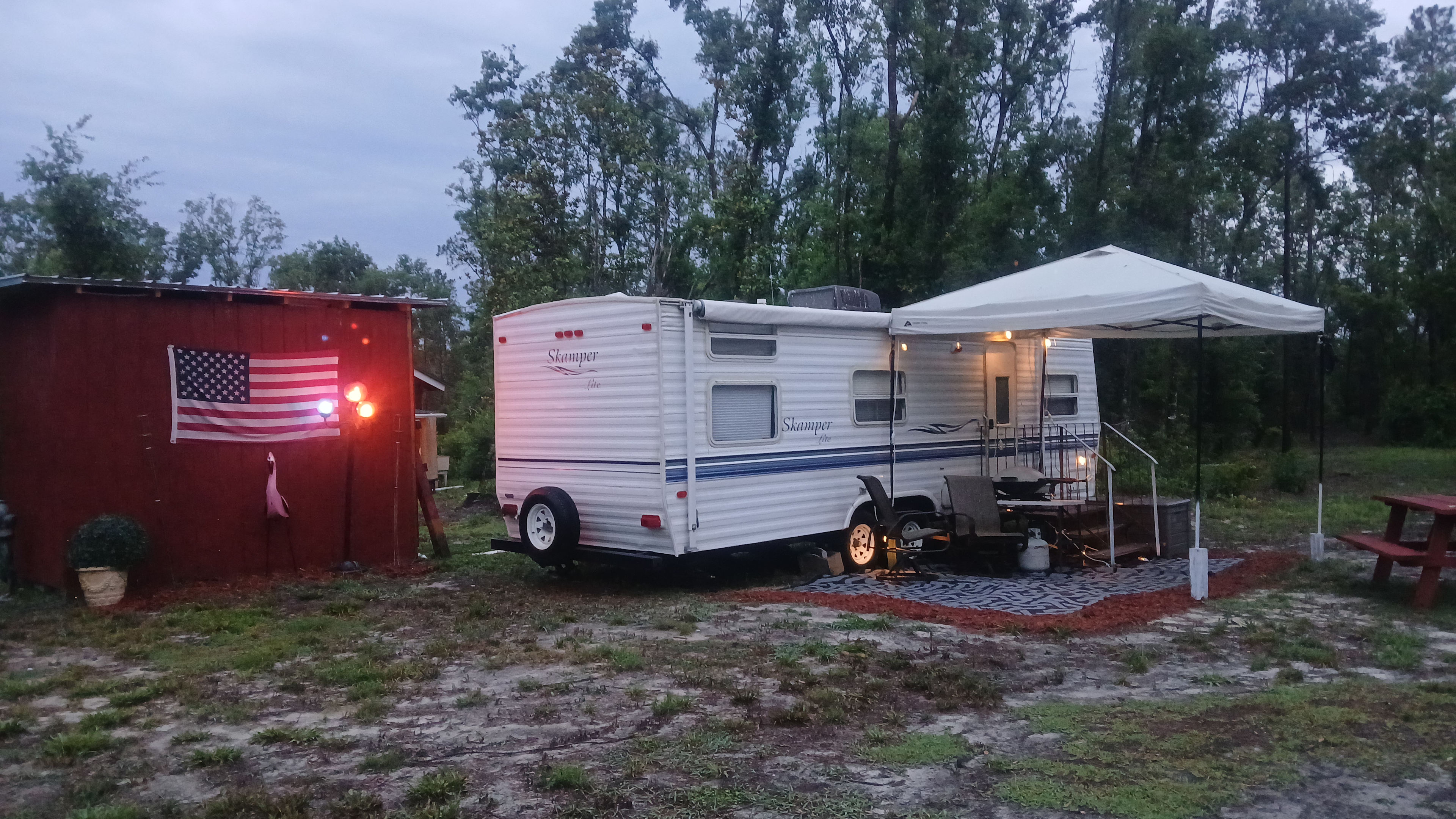 Friendly's River Retreat RV