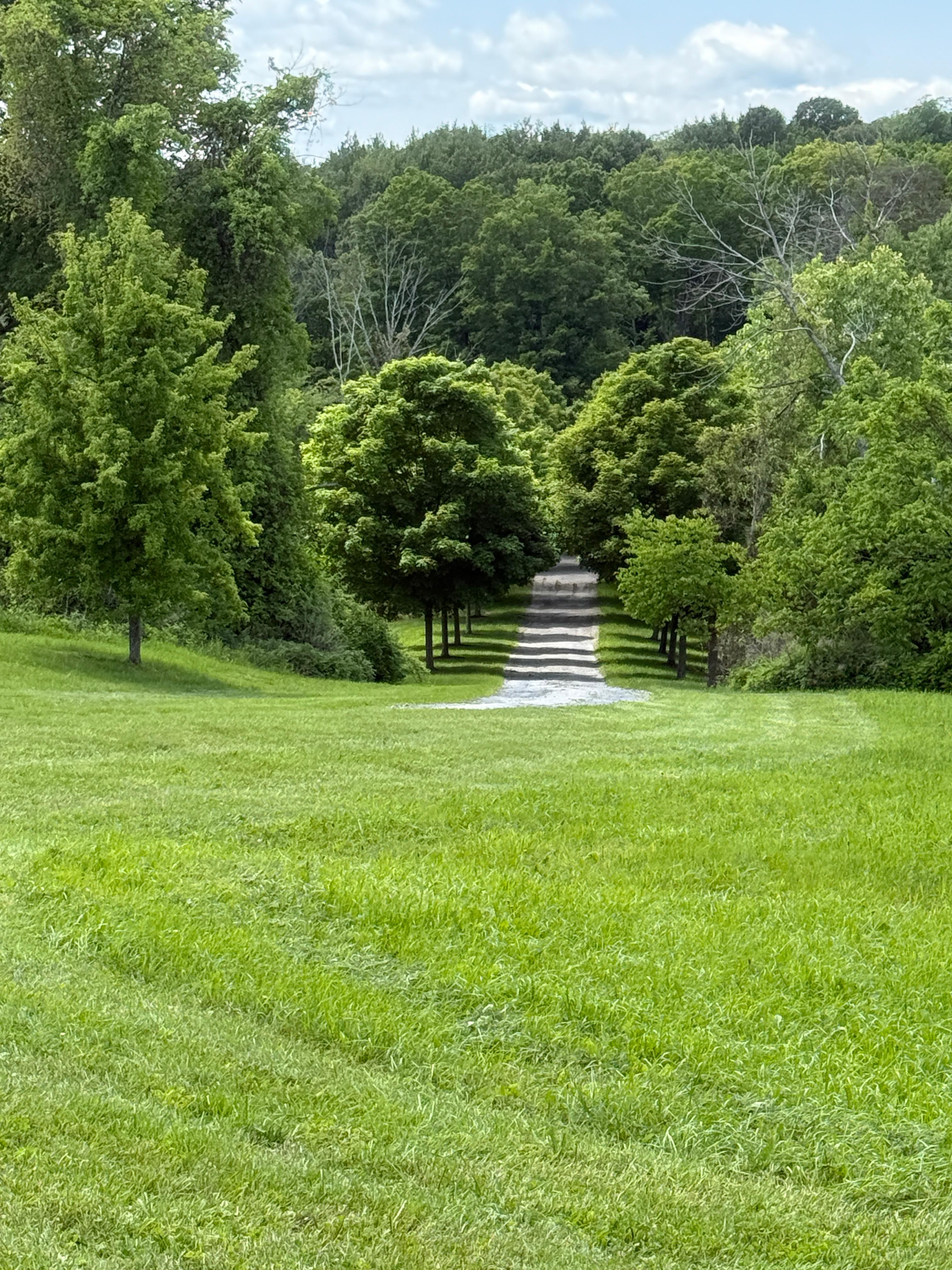 Hudson Valley Farm Escape